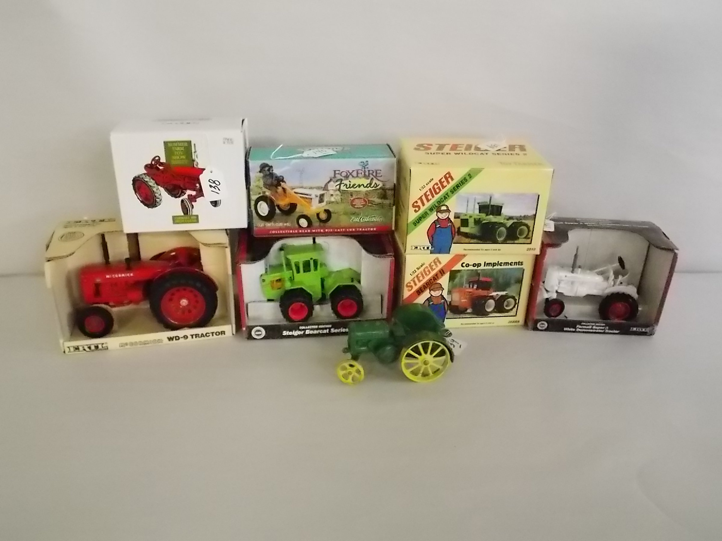 Property photo 10 - VINTAGE TOYS & COLLECTIBLES AUCTION IN WHITLEY COUNTY, INDIANA
