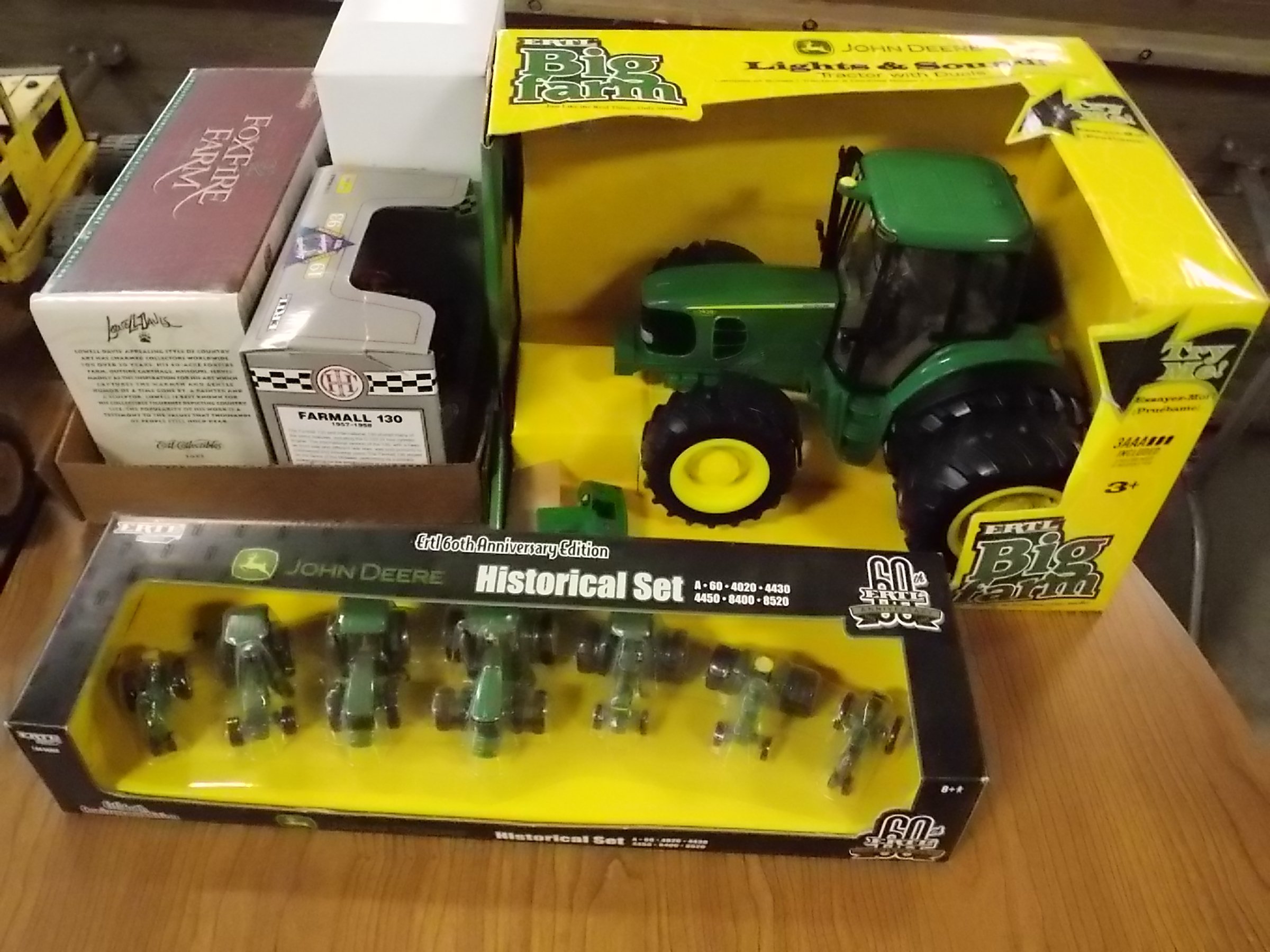 Property photo 123 - VINTAGE TOYS & COLLECTIBLES AUCTION IN WHITLEY COUNTY, INDIANA