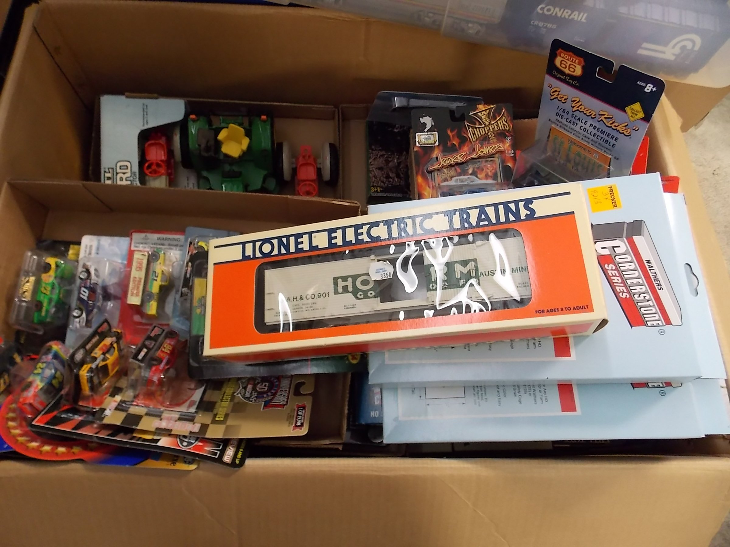Property photo 125 - VINTAGE TOYS & COLLECTIBLES AUCTION IN WHITLEY COUNTY, INDIANA