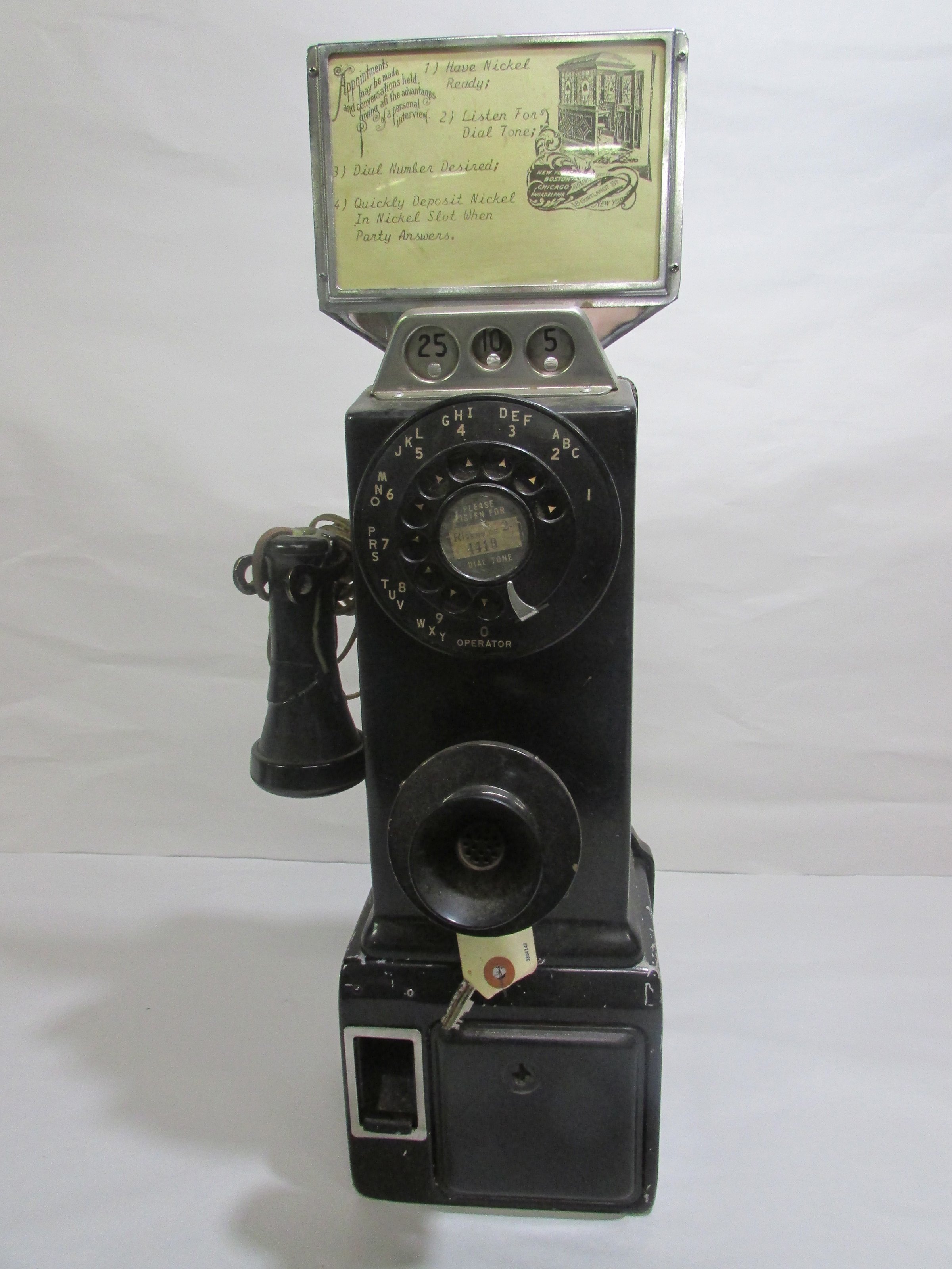 Property photo 107 - VINTAGE TOYS & COLLECTIBLES AUCTION IN WHITLEY COUNTY, INDIANA
