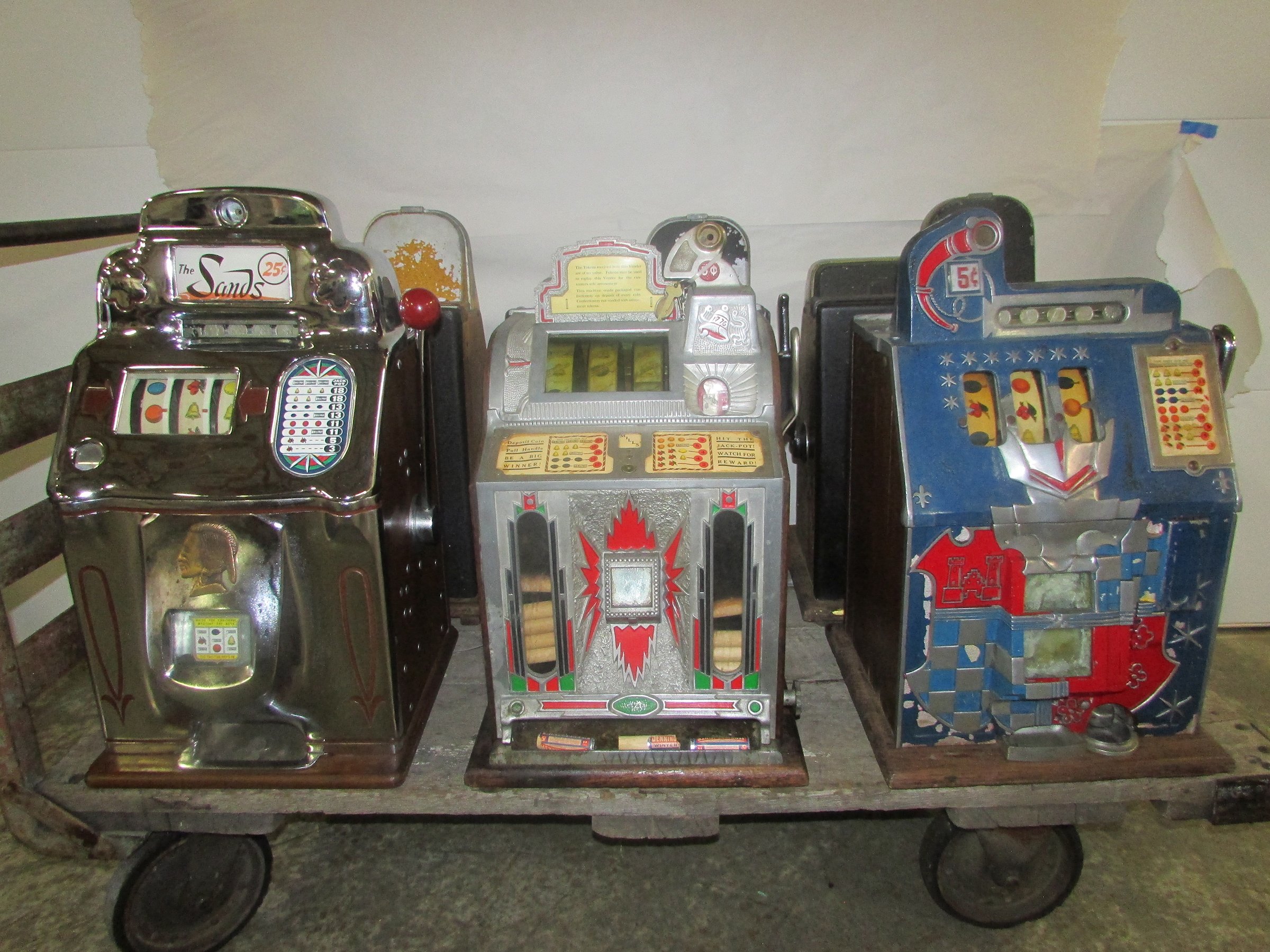 Property photo 110 - VINTAGE TOYS & COLLECTIBLES AUCTION IN WHITLEY COUNTY, INDIANA
