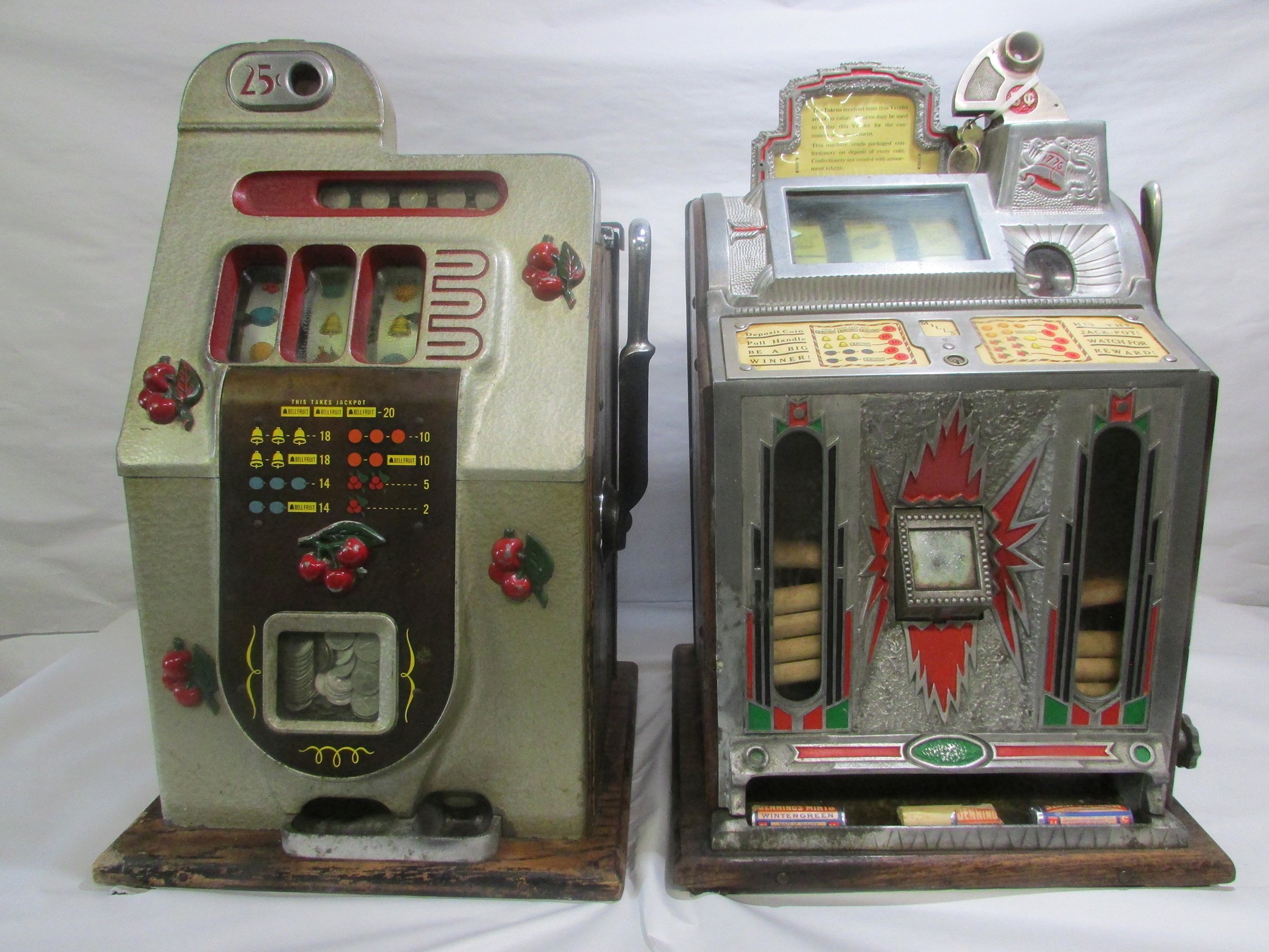 Property photo 112 - VINTAGE TOYS & COLLECTIBLES AUCTION IN WHITLEY COUNTY, INDIANA