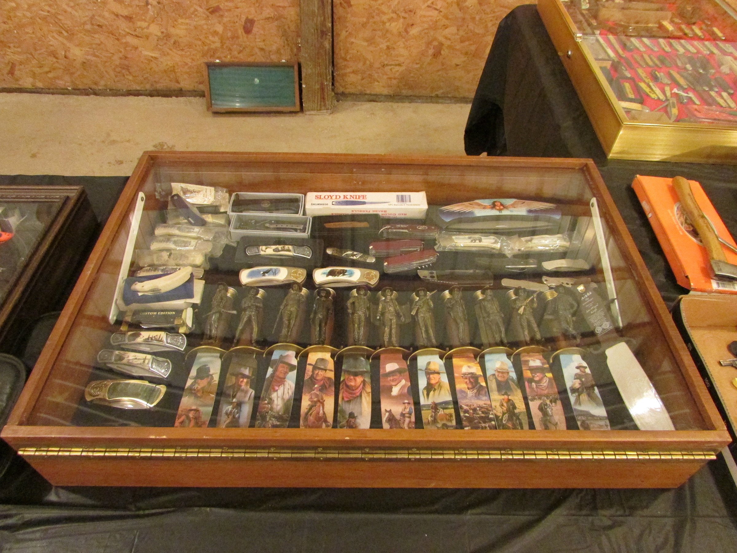 Property photo 198 - VINTAGE TOYS & COLLECTIBLES AUCTION IN WHITLEY COUNTY, INDIANA