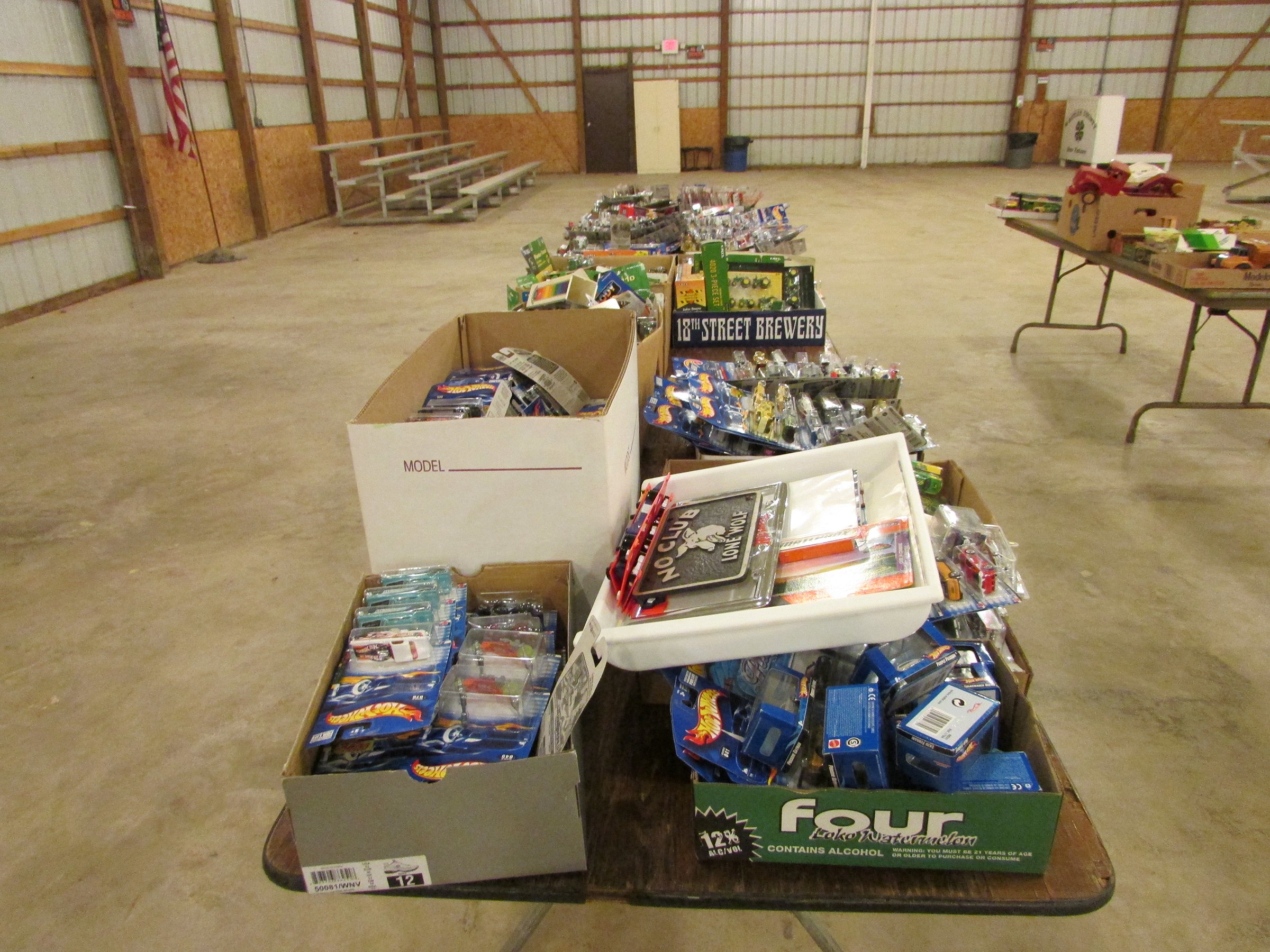 Property photo 192 - VINTAGE TOYS & COLLECTIBLES AUCTION IN WHITLEY COUNTY, INDIANA