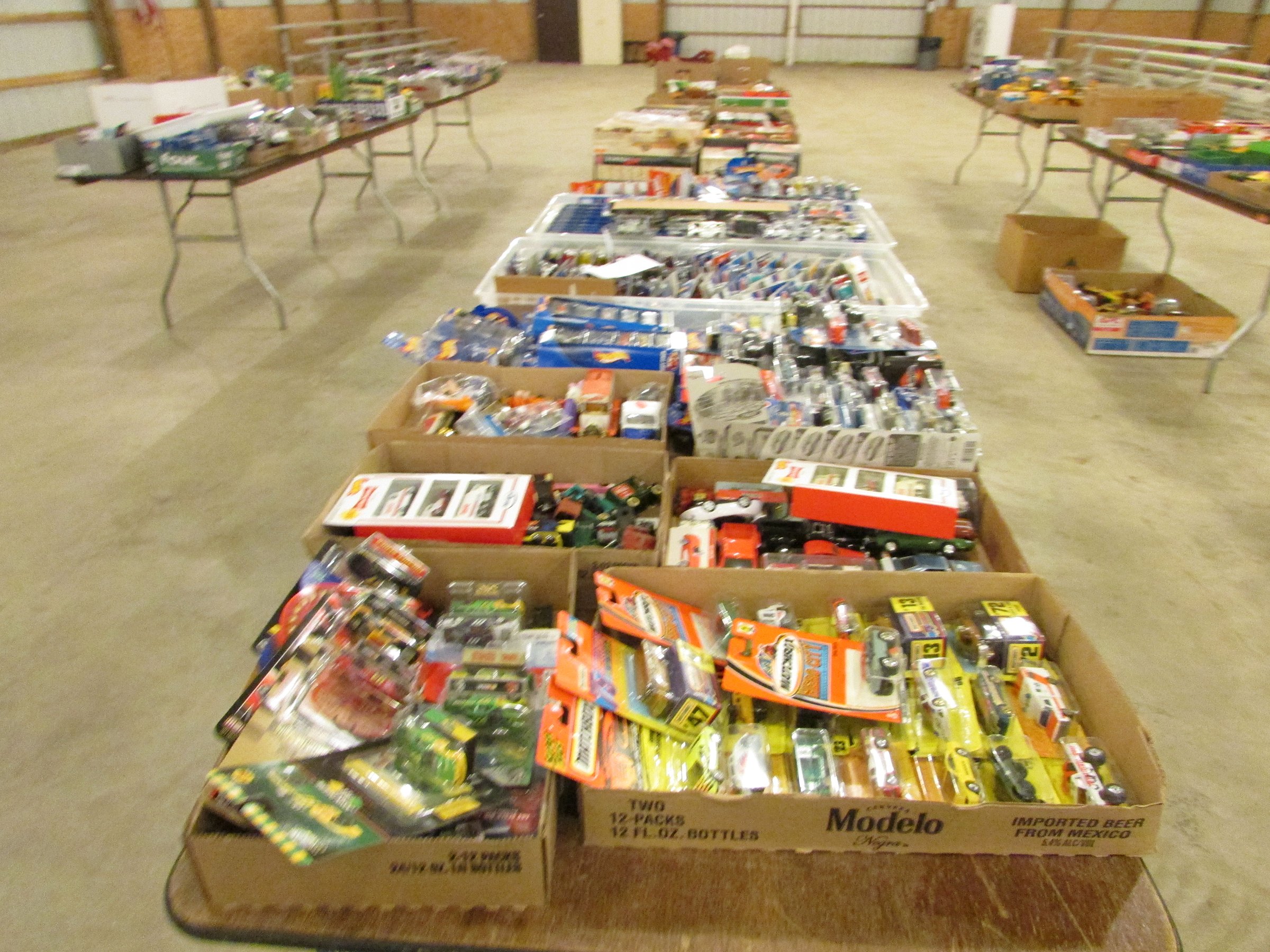 Property photo 190 - VINTAGE TOYS & COLLECTIBLES AUCTION IN WHITLEY COUNTY, INDIANA