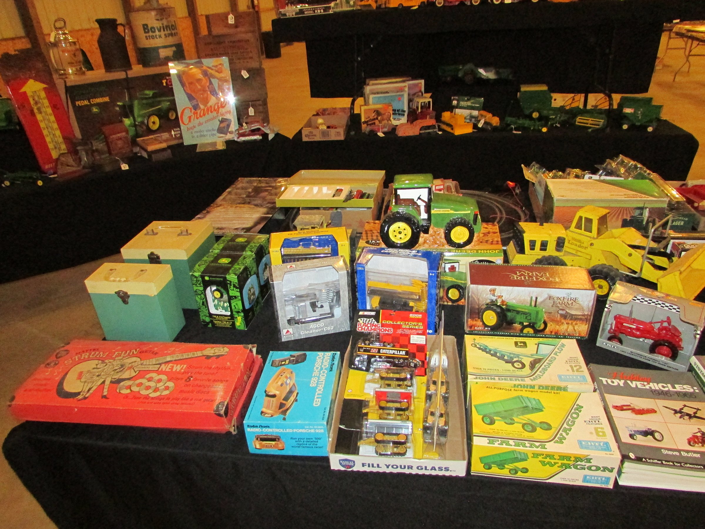 Property photo 168 - VINTAGE TOYS & COLLECTIBLES AUCTION IN WHITLEY COUNTY, INDIANA