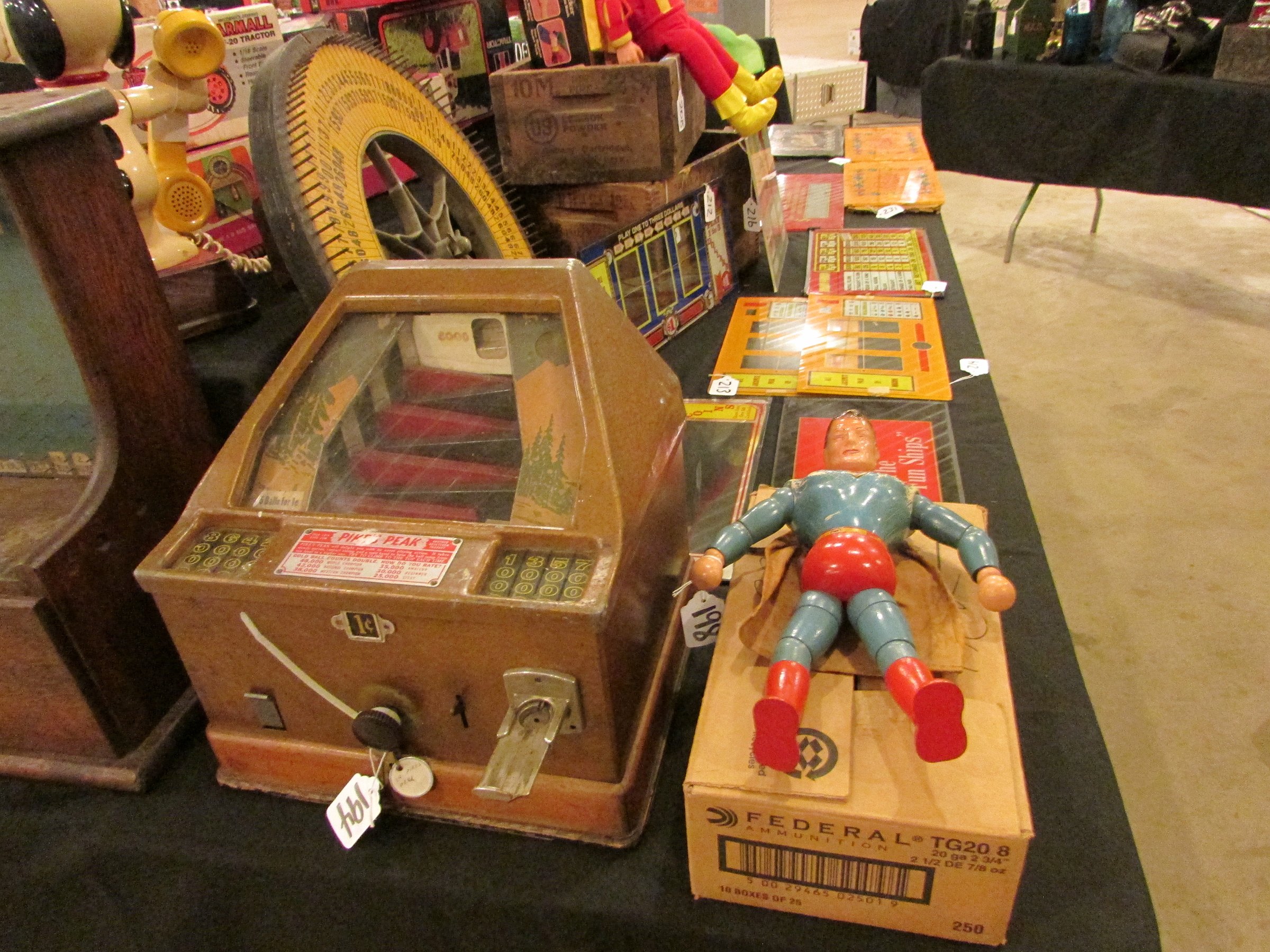 Property photo 154 - VINTAGE TOYS & COLLECTIBLES AUCTION IN WHITLEY COUNTY, INDIANA