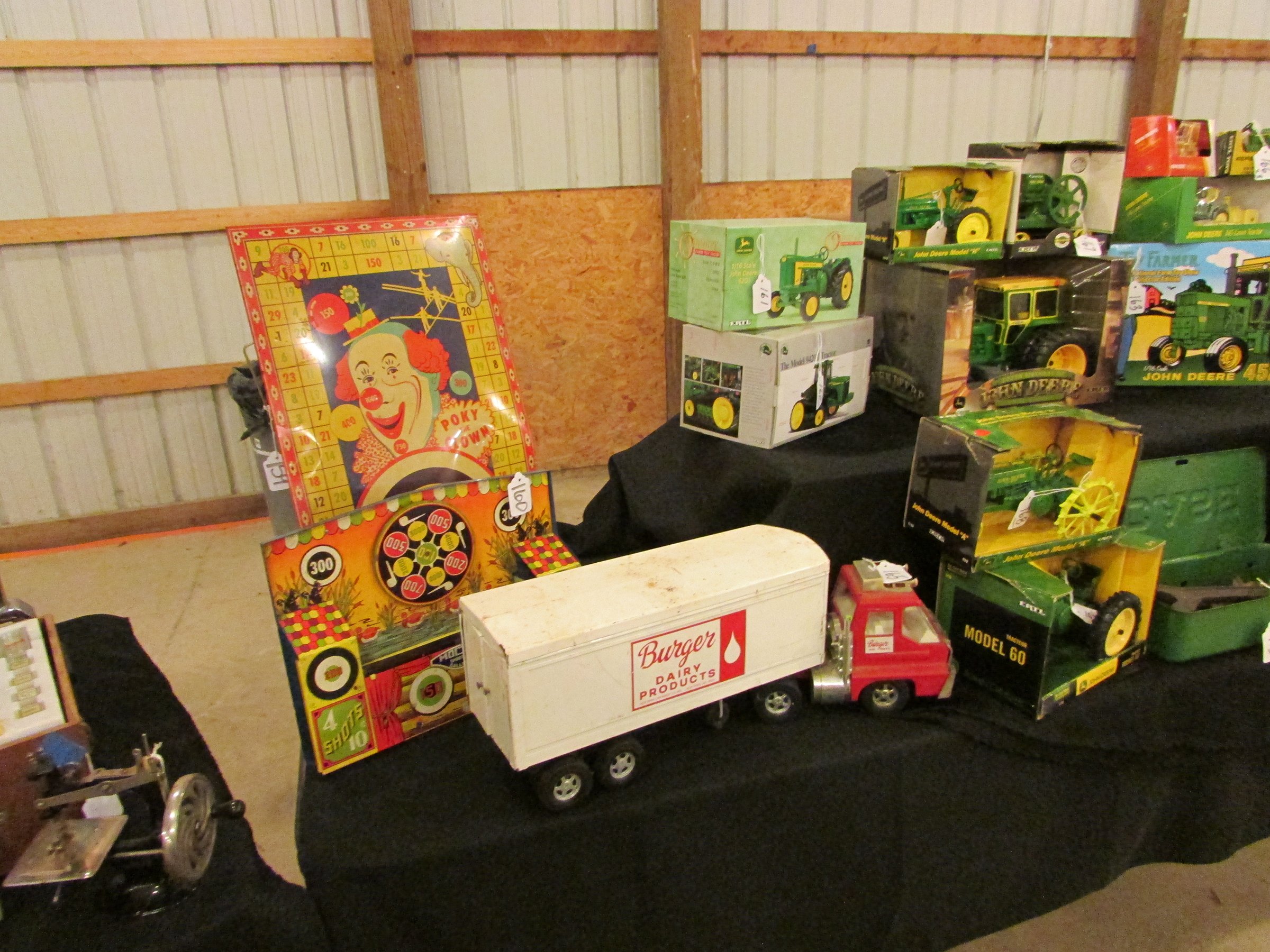 Property photo 177 - VINTAGE TOYS & COLLECTIBLES AUCTION IN WHITLEY COUNTY, INDIANA