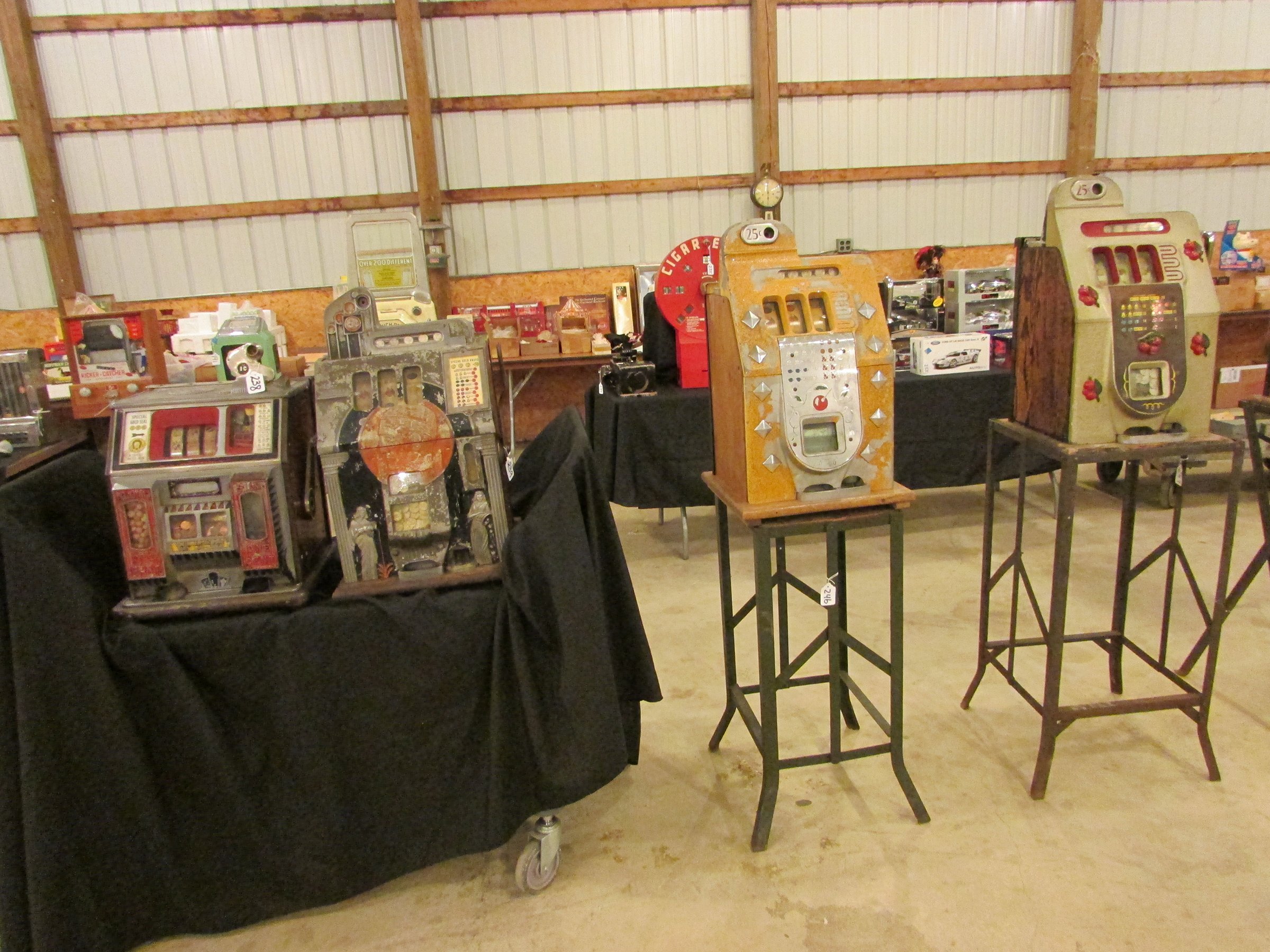 Property photo 180 - VINTAGE TOYS & COLLECTIBLES AUCTION IN WHITLEY COUNTY, INDIANA