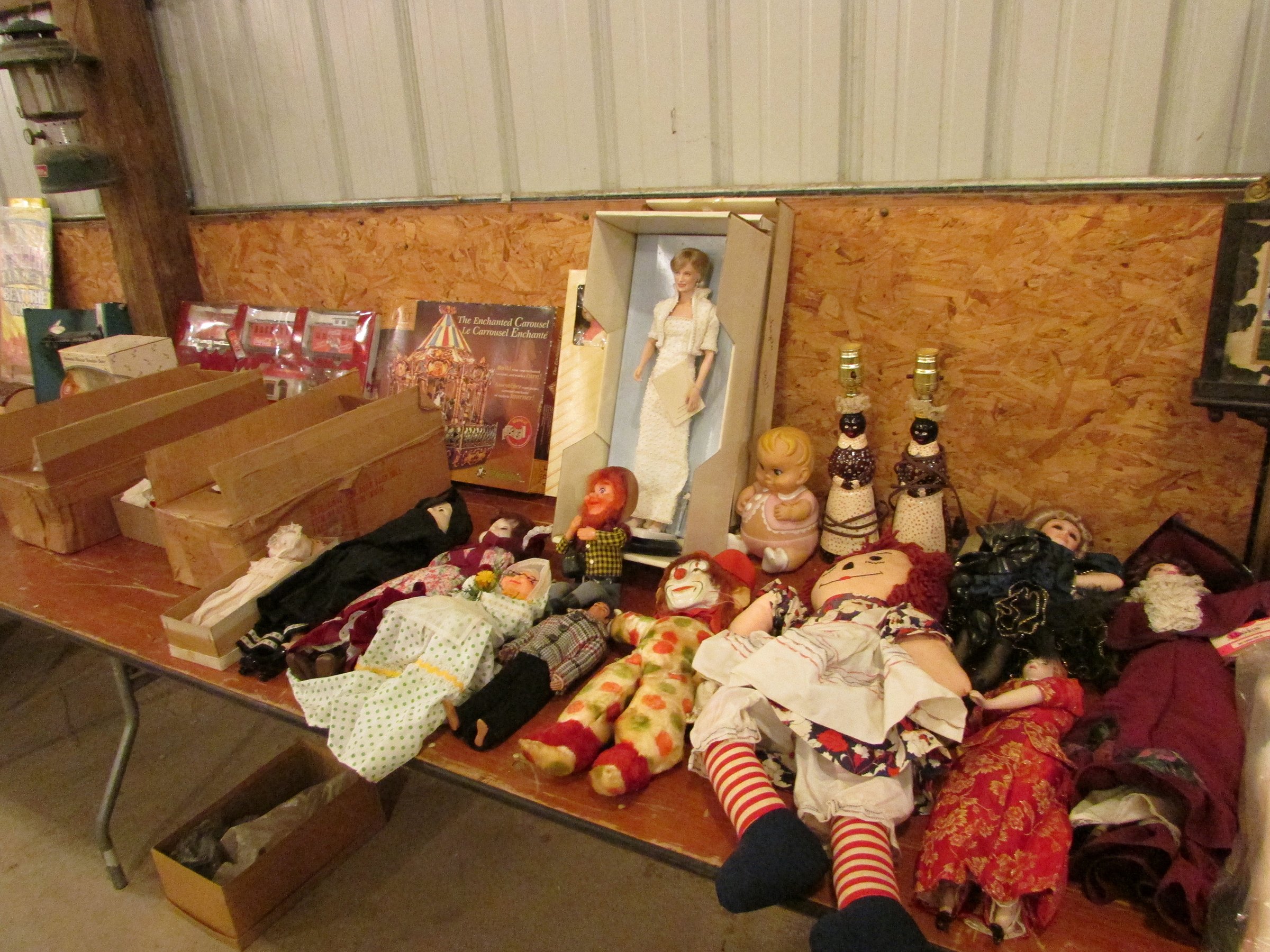 Property photo 181 - VINTAGE TOYS & COLLECTIBLES AUCTION IN WHITLEY COUNTY, INDIANA
