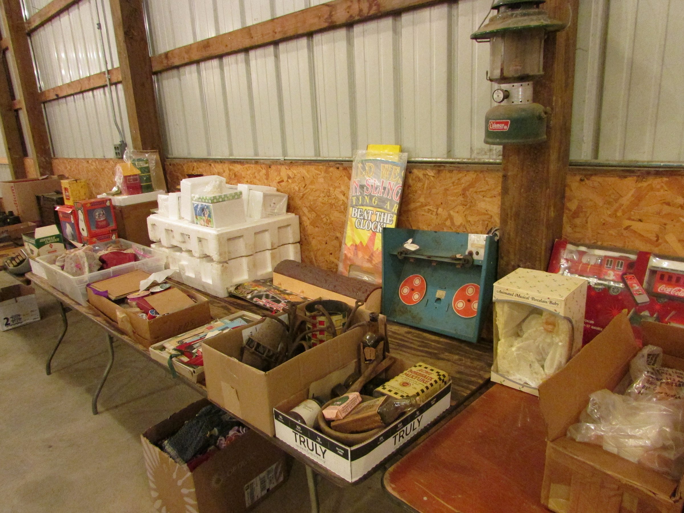 Property photo 155 - VINTAGE TOYS & COLLECTIBLES AUCTION IN WHITLEY COUNTY, INDIANA