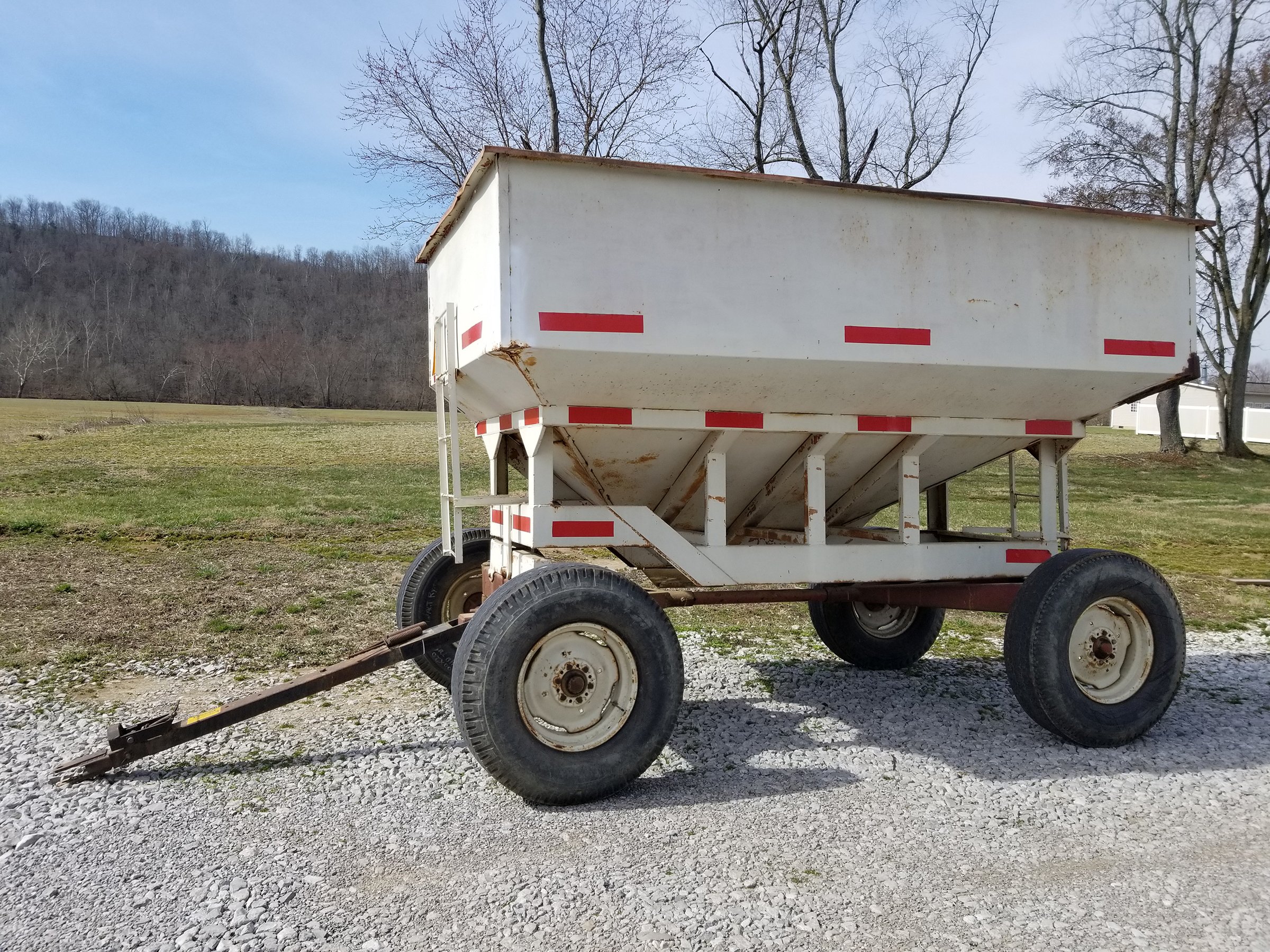Property photo 215 - REAL ESTATE & FARM EQUIPMENT AUCTION - 4.95+/- ACRES IN 3 TRACTS IN GALLATIN COUNTY, KENTUCKY