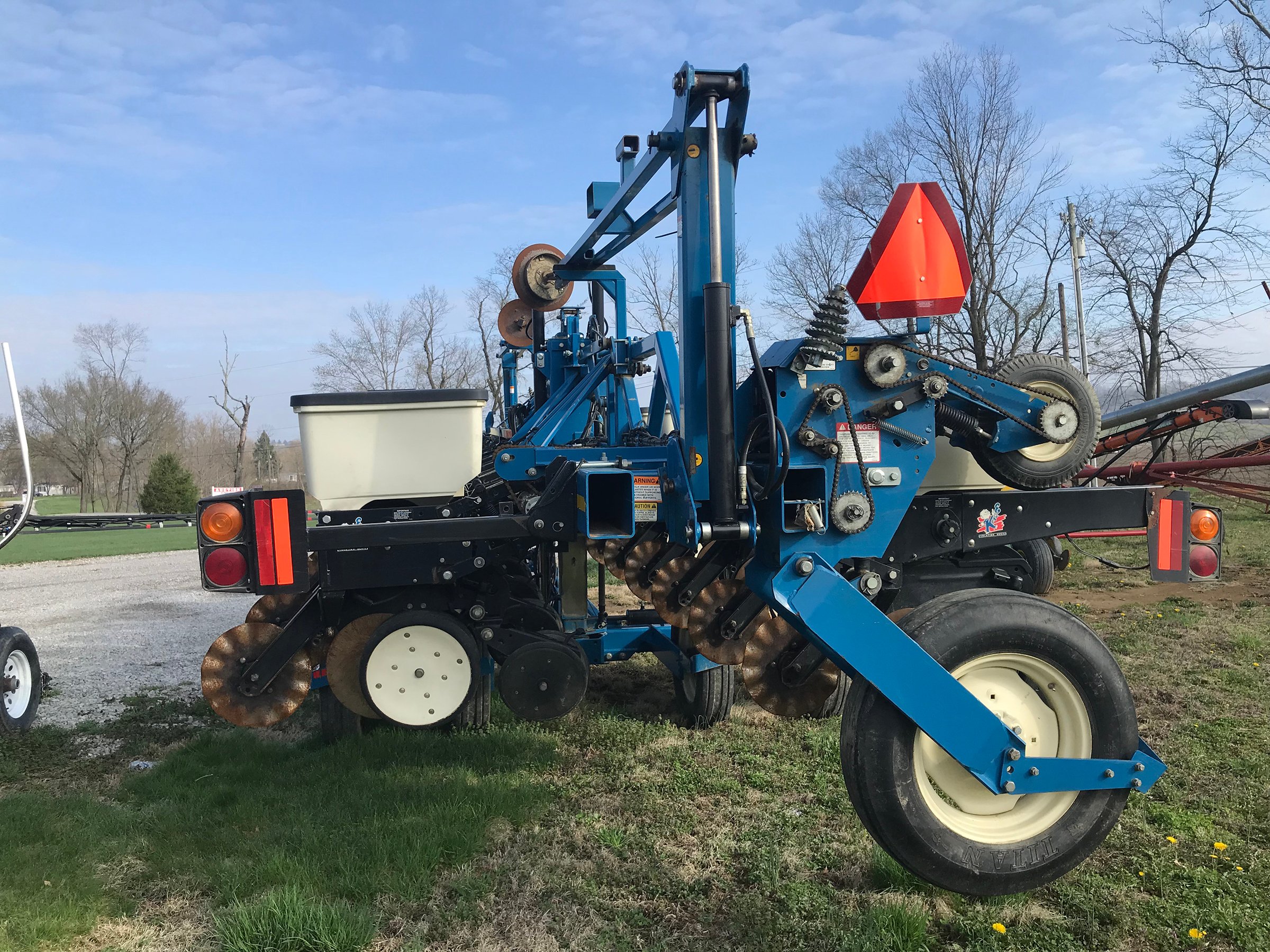 Property photo 510 - REAL ESTATE & FARM EQUIPMENT AUCTION - 4.95+/- ACRES IN 3 TRACTS IN GALLATIN COUNTY, KENTUCKY