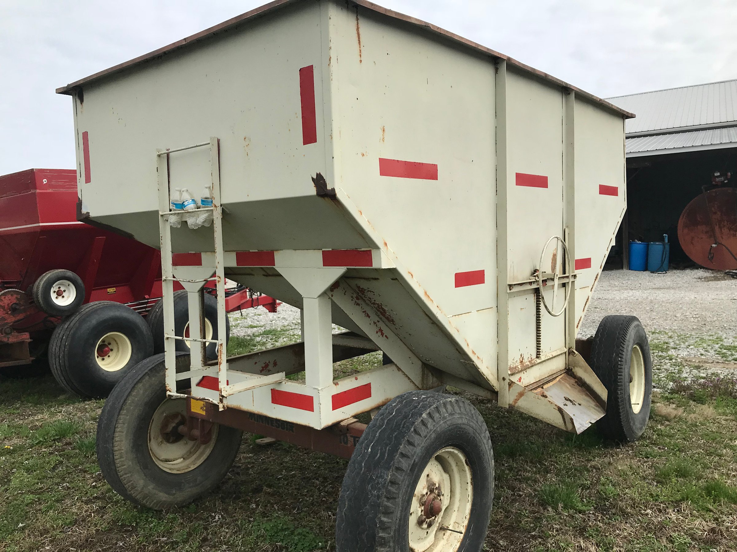 Property photo 438 - REAL ESTATE & FARM EQUIPMENT AUCTION - 4.95+/- ACRES IN 3 TRACTS IN GALLATIN COUNTY, KENTUCKY