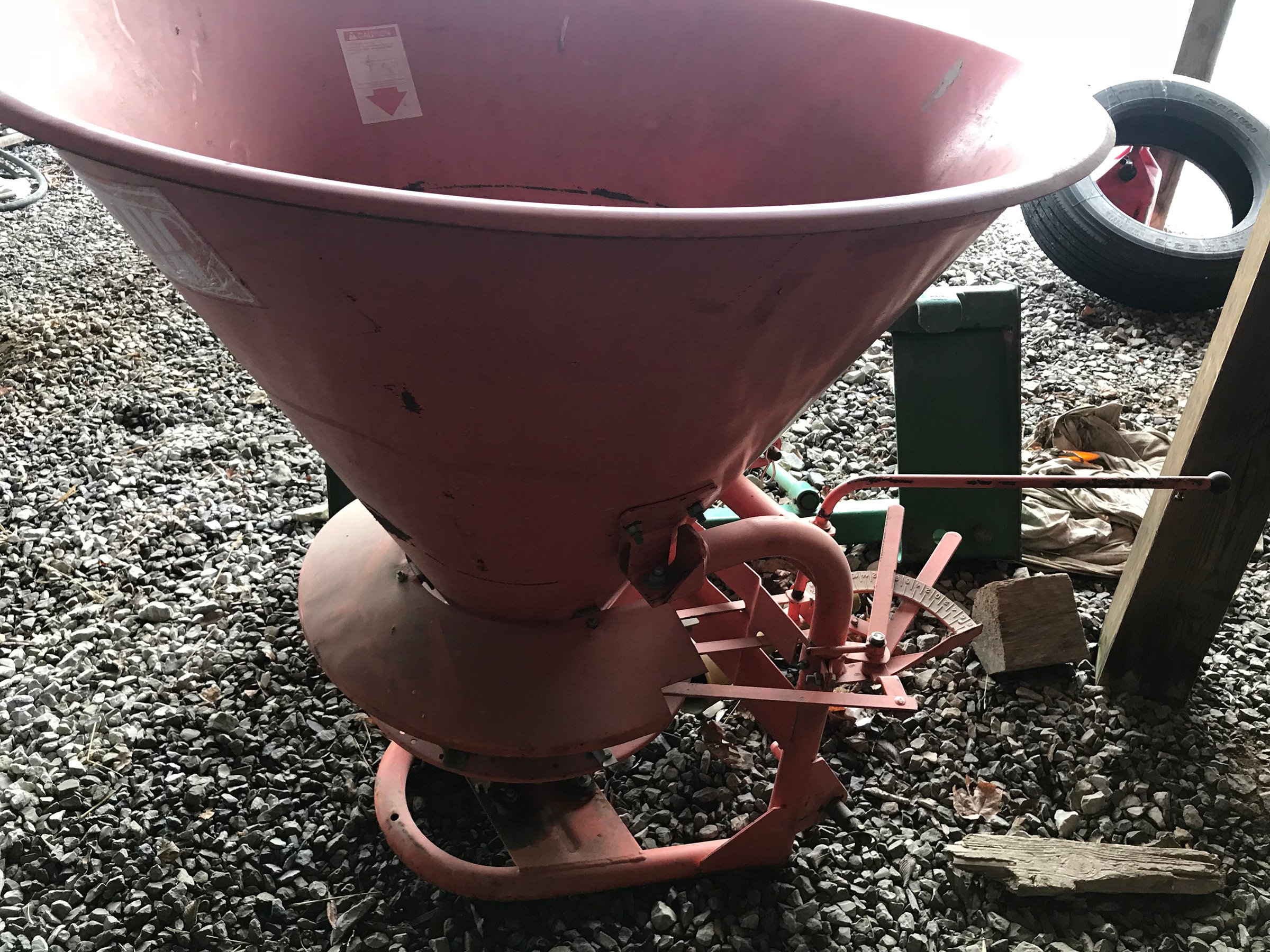 Property photo 834 - REAL ESTATE & FARM EQUIPMENT AUCTION - 4.95+/- ACRES IN 3 TRACTS IN GALLATIN COUNTY, KENTUCKY