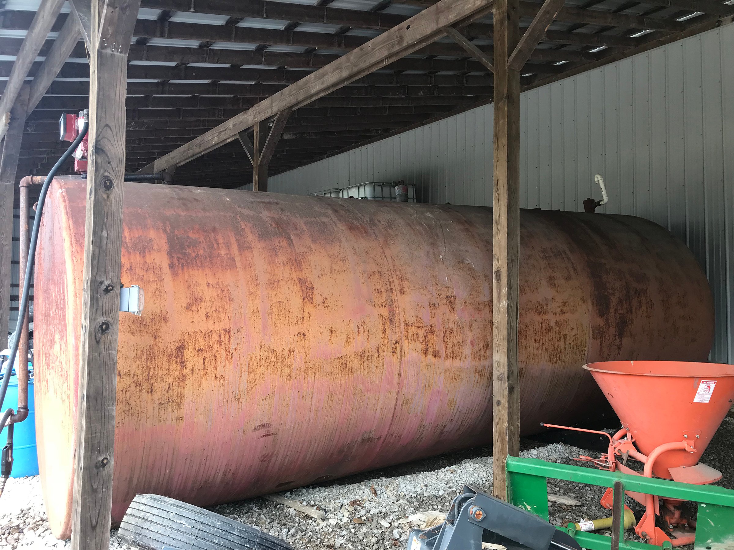 Property photo 957 - REAL ESTATE & FARM EQUIPMENT AUCTION - 4.95+/- ACRES IN 3 TRACTS IN GALLATIN COUNTY, KENTUCKY