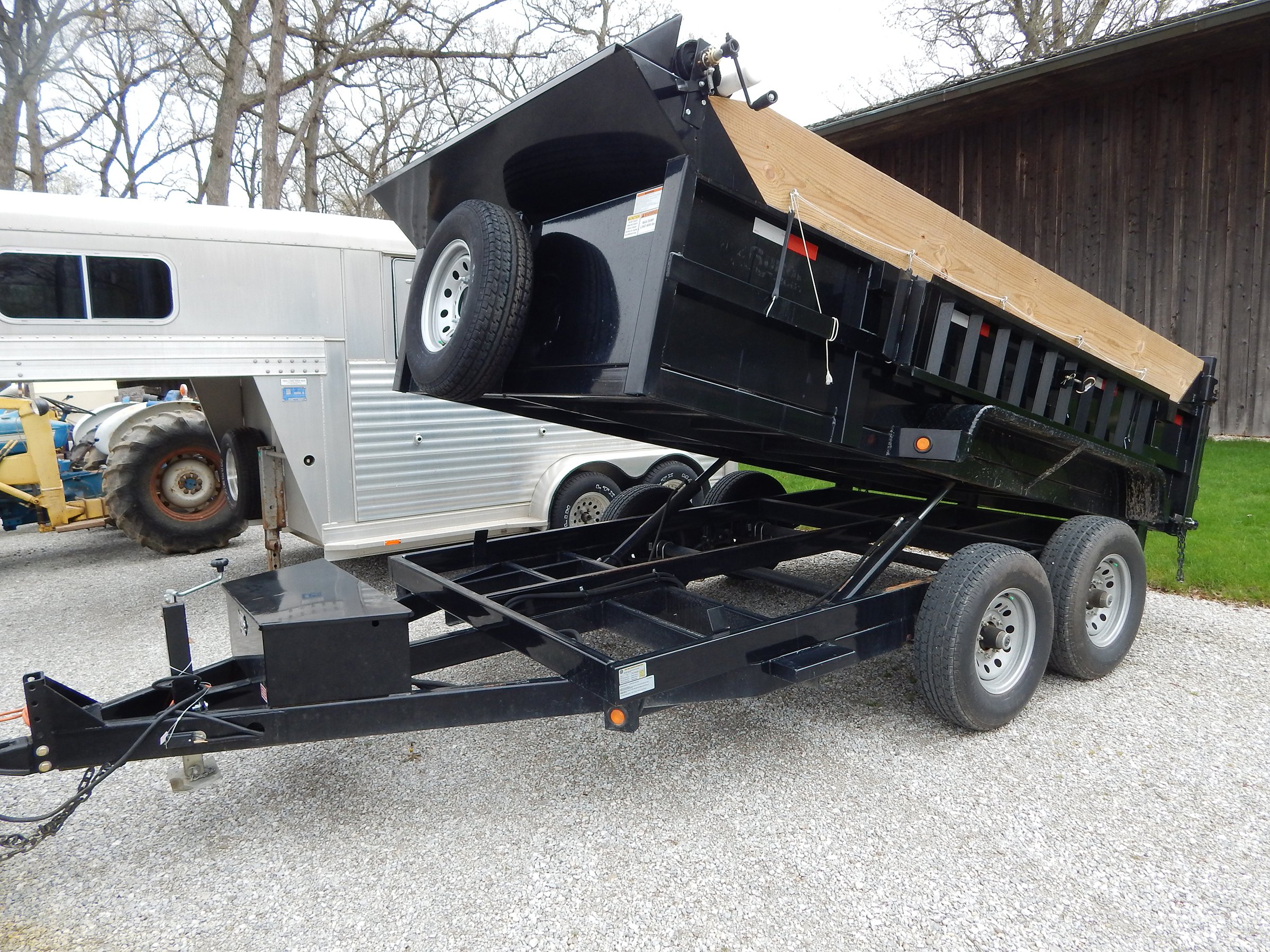 Property photo 14 - PERSONAL PROPERTY AUCTION IN WHITLEY COUNTY, INDIANA