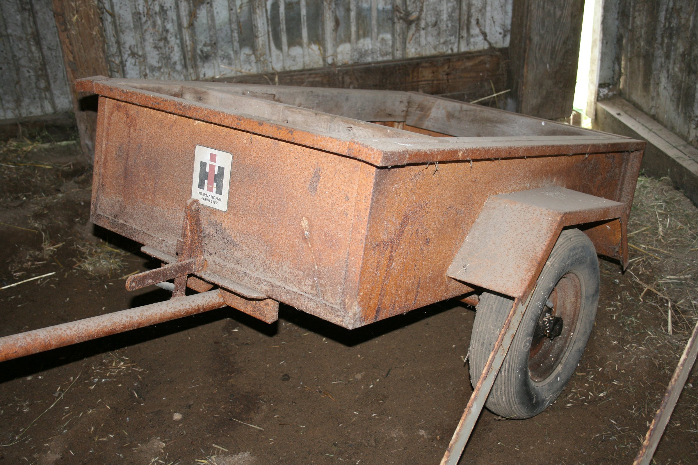 Property photo 10 - PERSONAL PROPERTY AUCTION IN WHITLEY COUNTY, INDIANA