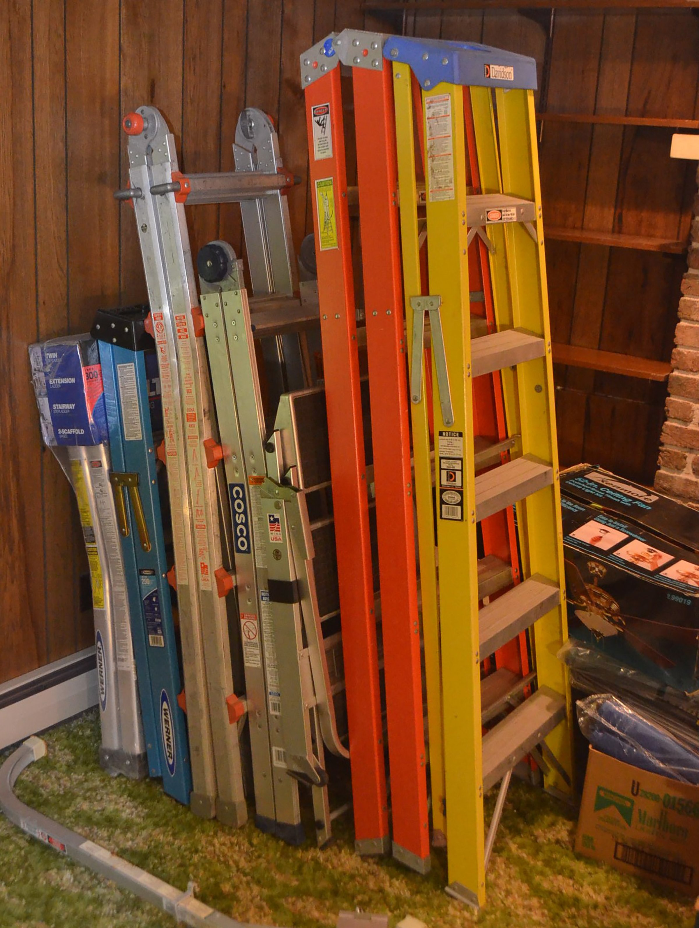 Property photo 117 - PERSONAL PROPERTY AUCTION IN ALLEN COUNTY, INDIANA