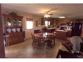 TRACT 3 - ABSOLUTE REAL ESTATE AUCTION - 384.239+/- ACRES OFFERED IN 9 TRACTS IN MERCER COUNTY, KENTUCKY
