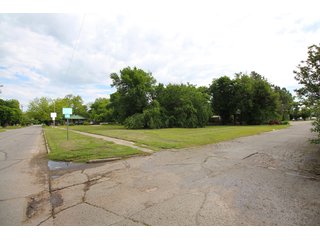 TRACT 2 - COMMERCIAL AND RESIDENTIAL REAL ESTATE AUCTION - 4 TRACTS IN NORMAN, OKLAHOMA