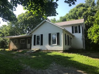 Noble County, Indiana Farmhouse - Tract 1 - REAL ESTATE AUCTION - 107+/- ACRES IN 6 TRACTS IN NOBLE COUNTY, INDIANA