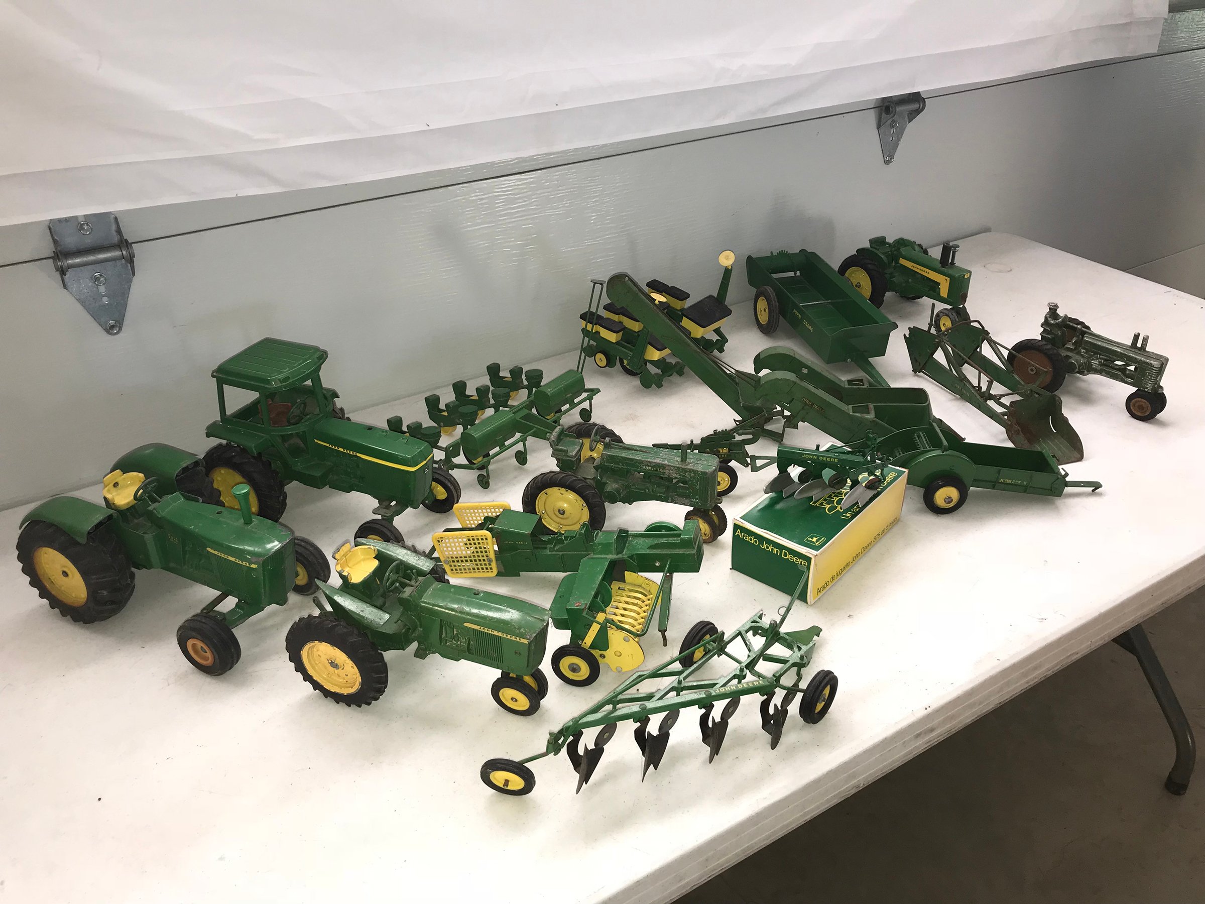 Property photo 125 - FARM EQUIPMENT & TOY AUCTION IN LAGRANGE COUNTY, INDIANA