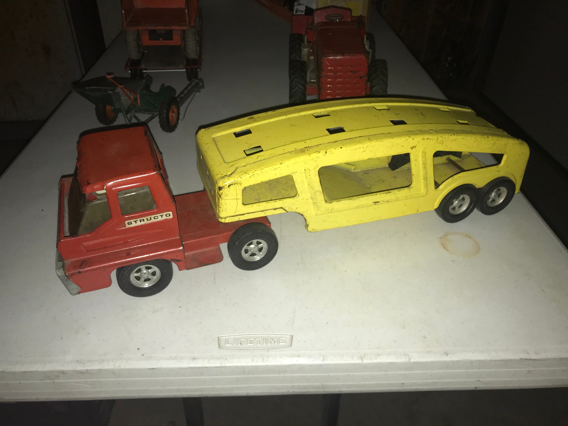 Property photo 183 - FARM EQUIPMENT & TOY AUCTION IN LAGRANGE COUNTY, INDIANA