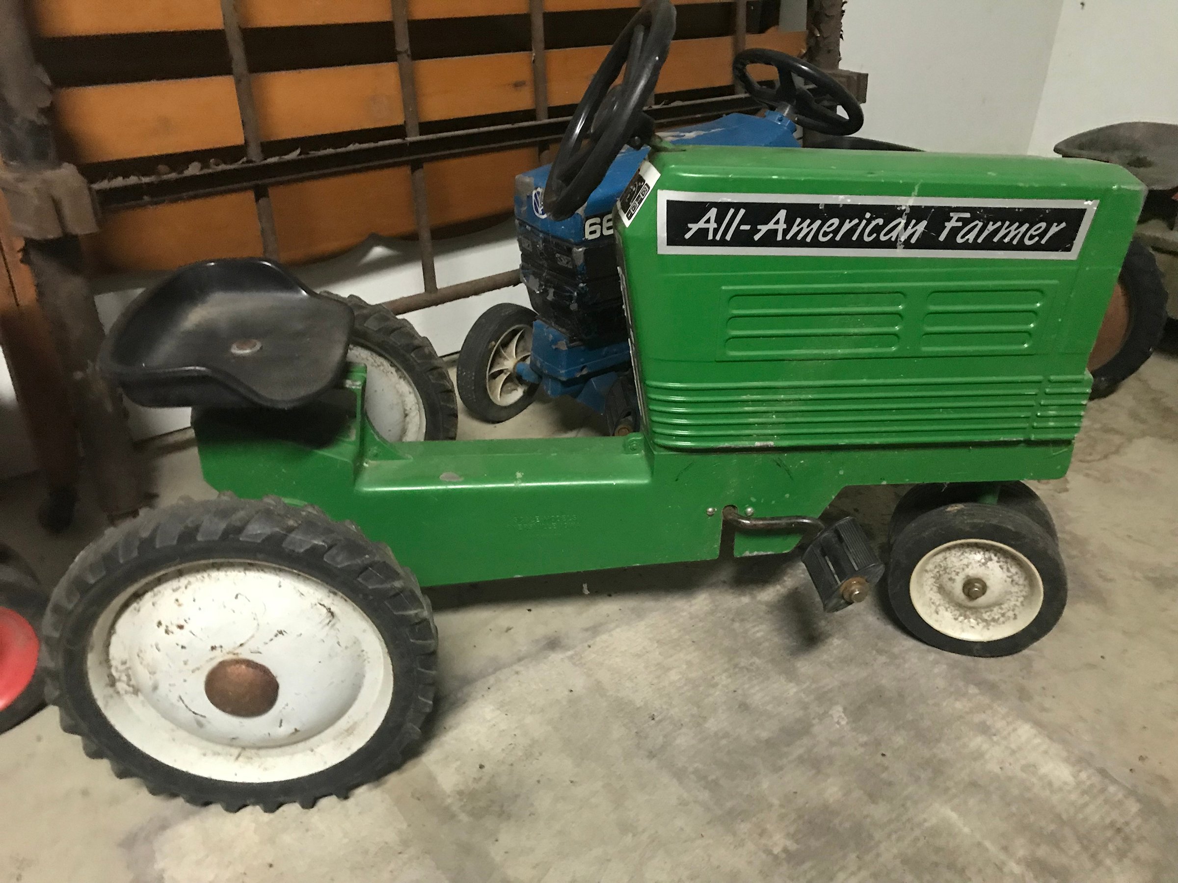 Property photo 188 - FARM EQUIPMENT & TOY AUCTION IN LAGRANGE COUNTY, INDIANA