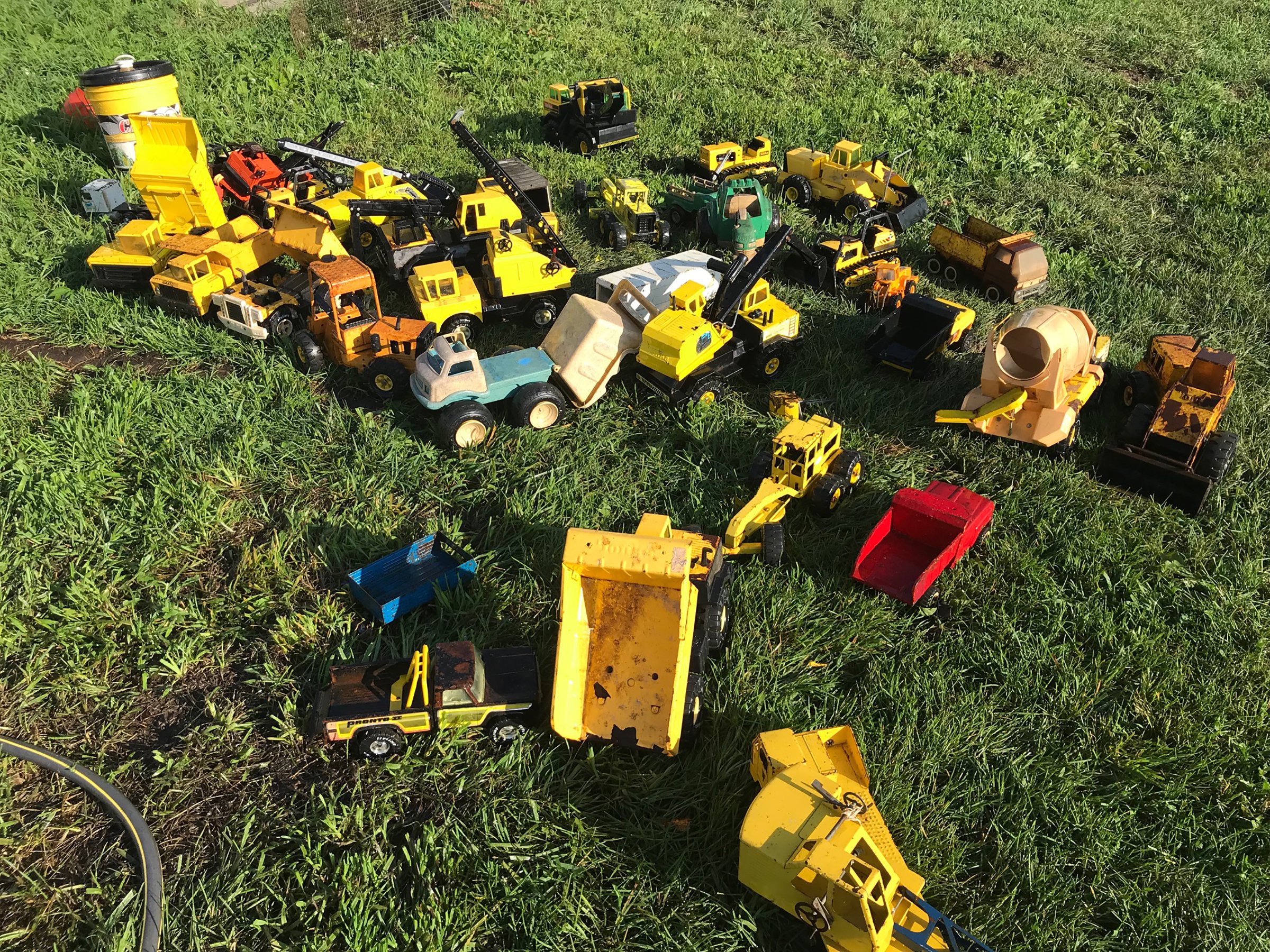 Property photo 182 - FARM EQUIPMENT & TOY AUCTION IN LAGRANGE COUNTY, INDIANA