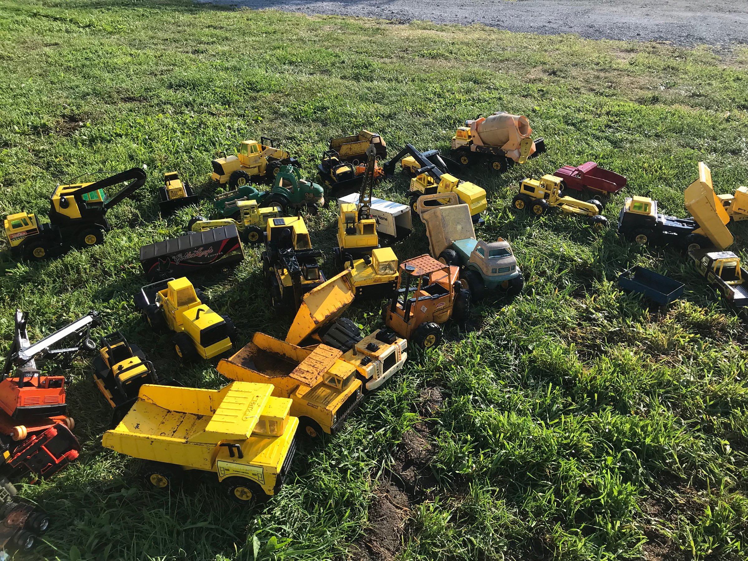 Property photo 181 - FARM EQUIPMENT & TOY AUCTION IN LAGRANGE COUNTY, INDIANA