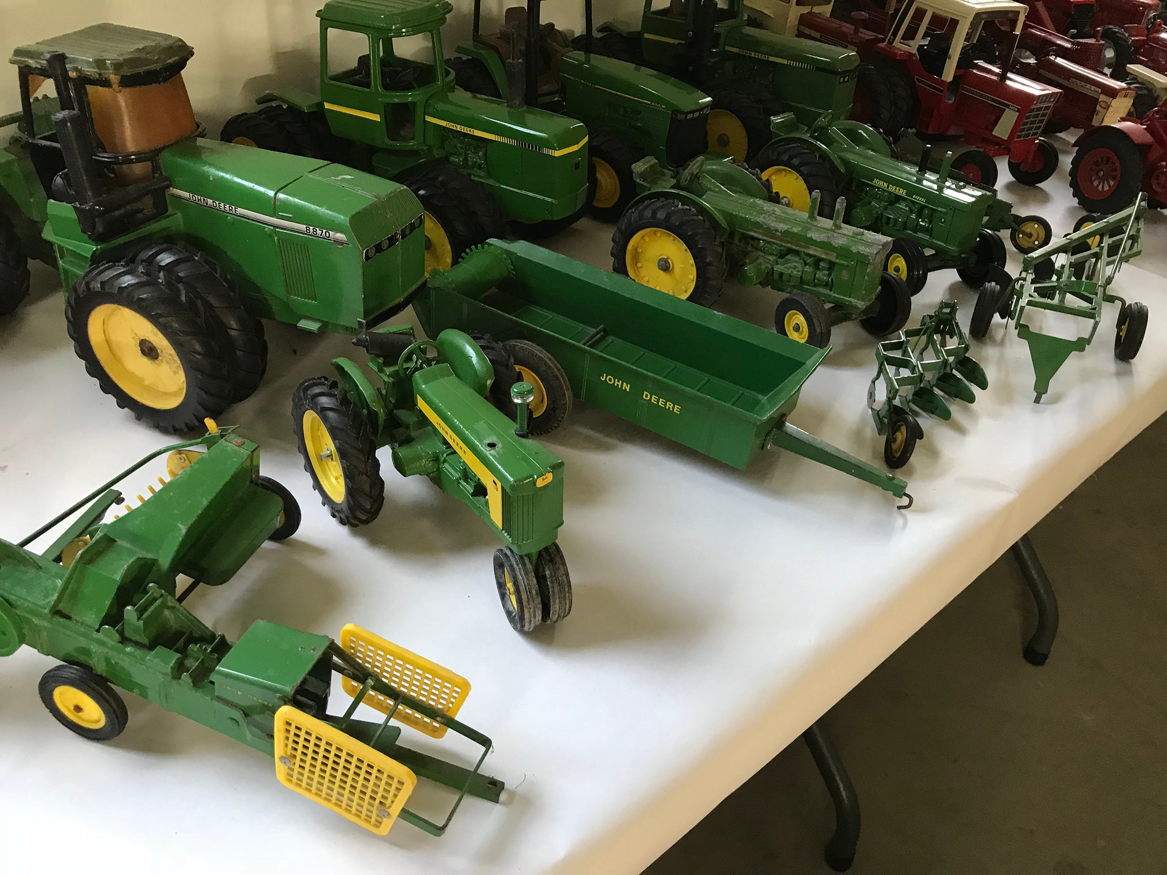 Property photo 139 - FARM EQUIPMENT & TOY AUCTION IN LAGRANGE COUNTY, INDIANA