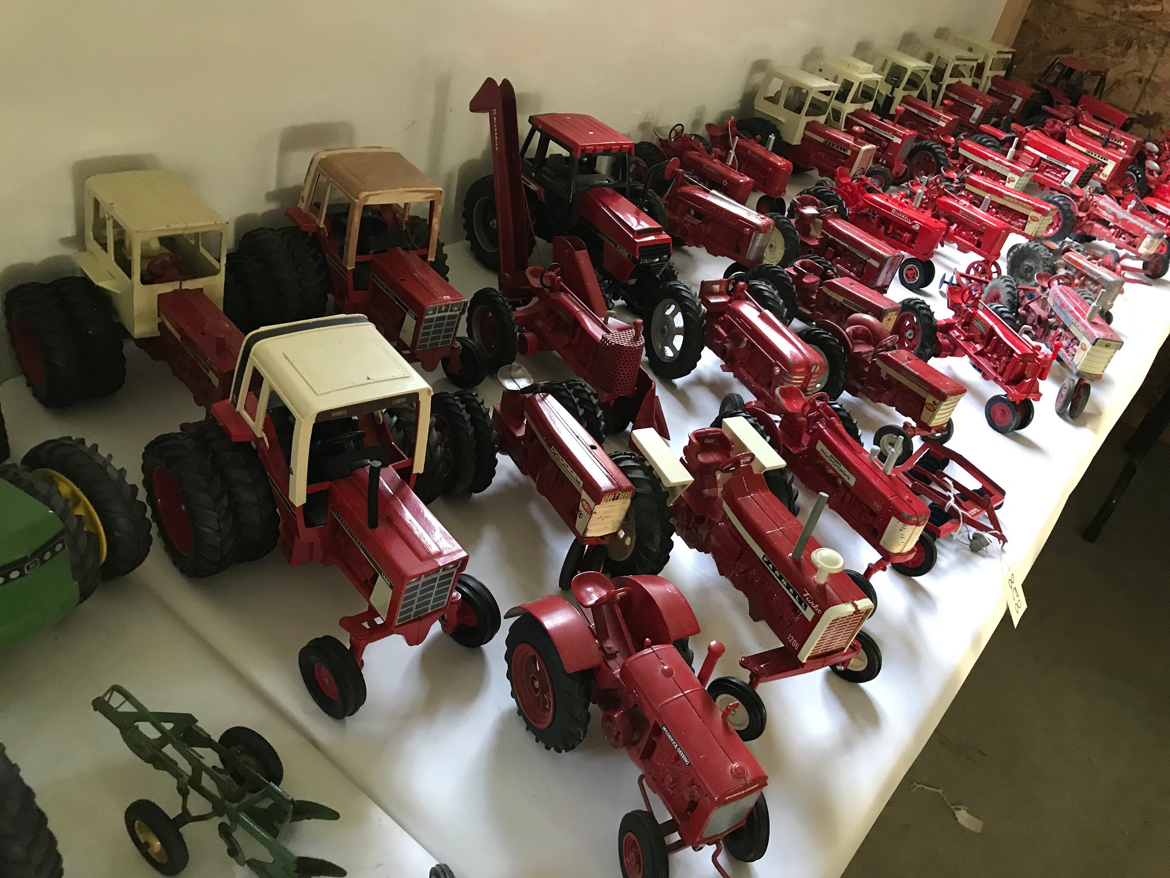 Property photo 143 - FARM EQUIPMENT & TOY AUCTION IN LAGRANGE COUNTY, INDIANA