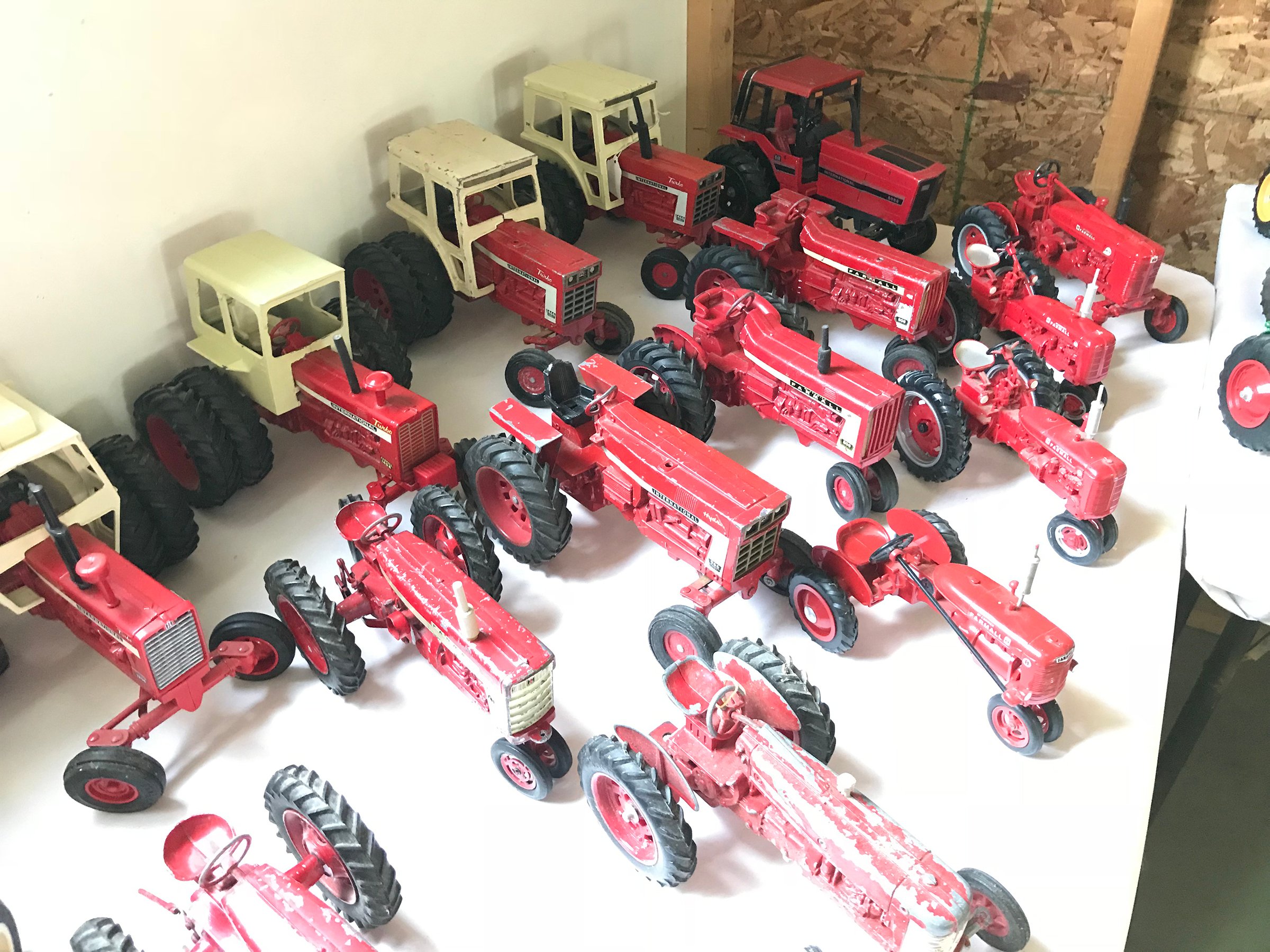 Property photo 144 - FARM EQUIPMENT & TOY AUCTION IN LAGRANGE COUNTY, INDIANA