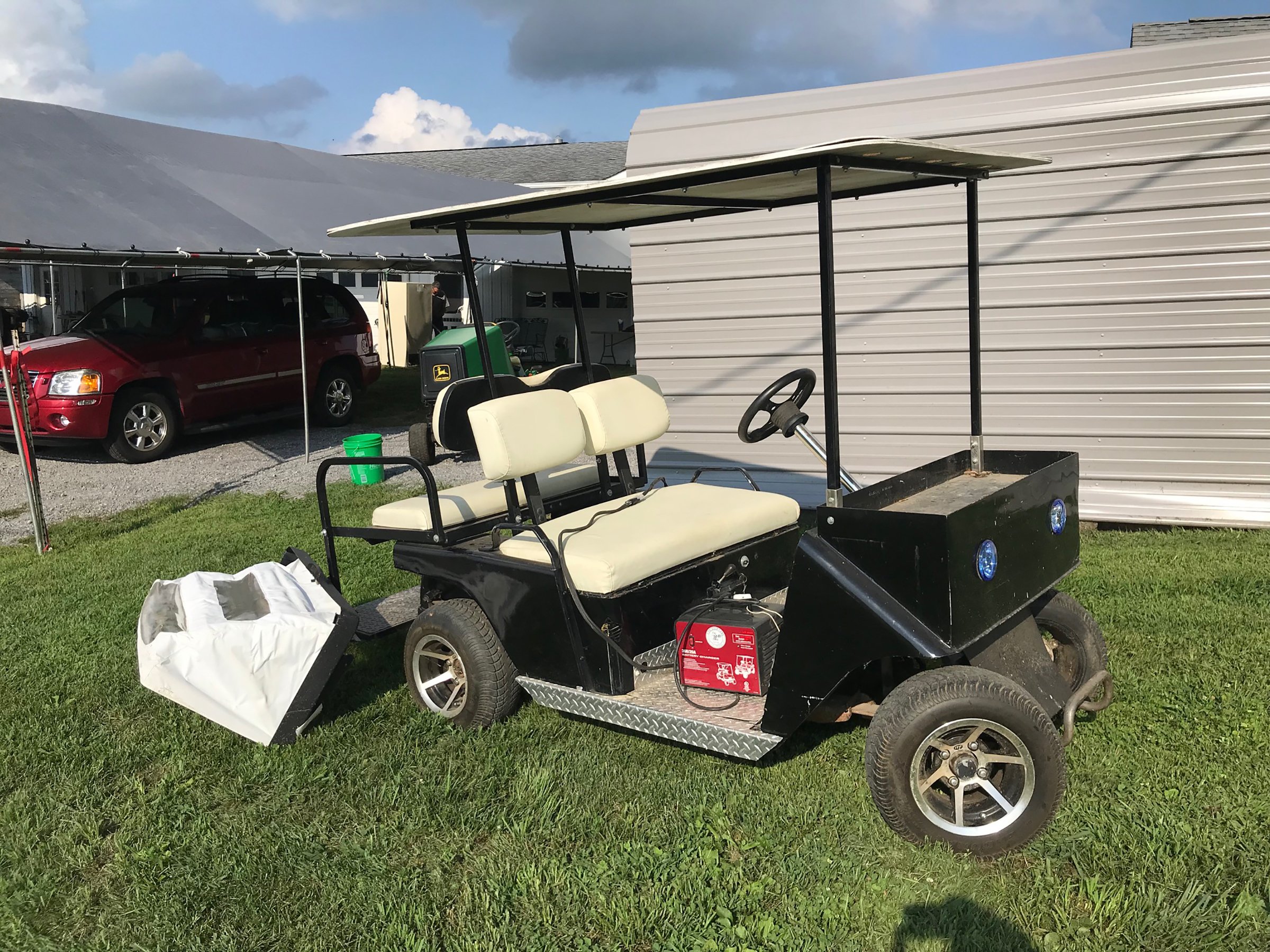 Property photo 219 - FARM EQUIPMENT & TOY AUCTION IN LAGRANGE COUNTY, INDIANA