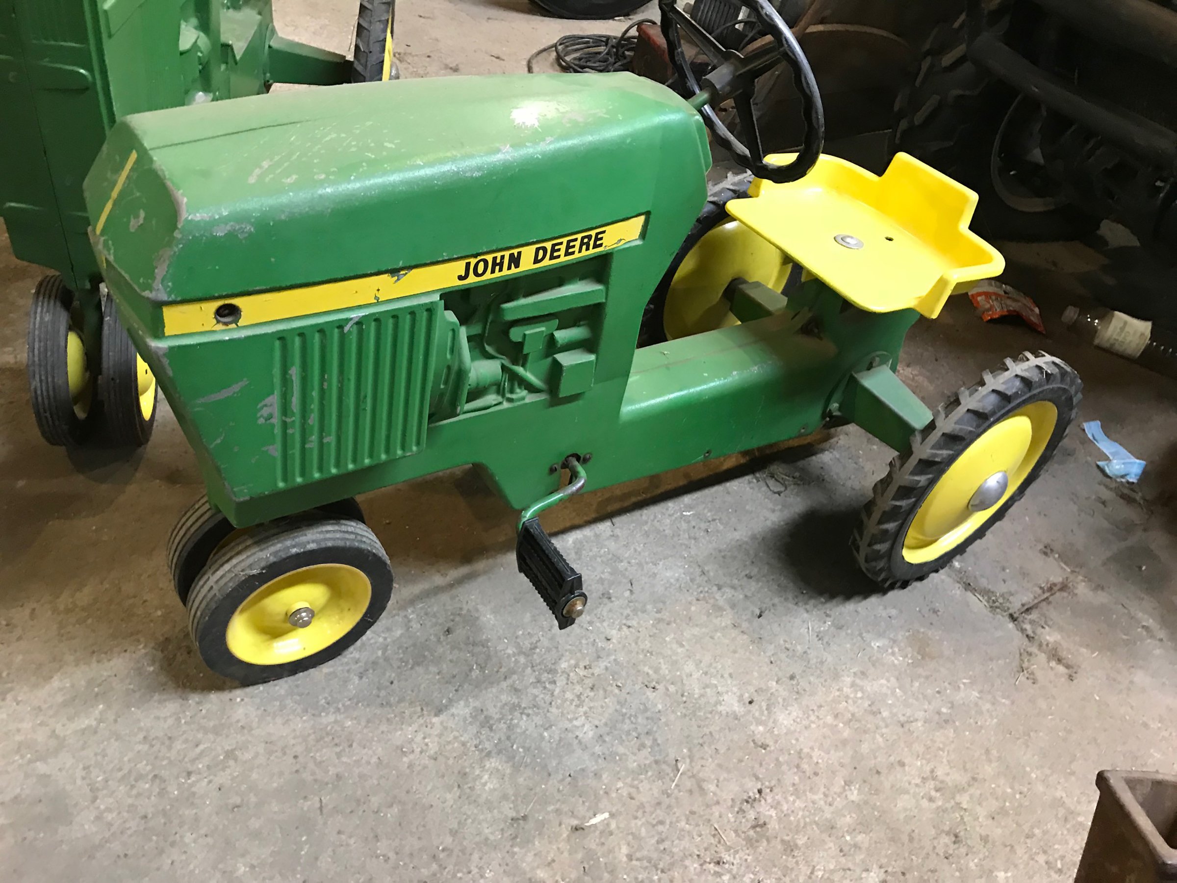 Property photo 215 - FARM EQUIPMENT & TOY AUCTION IN LAGRANGE COUNTY, INDIANA