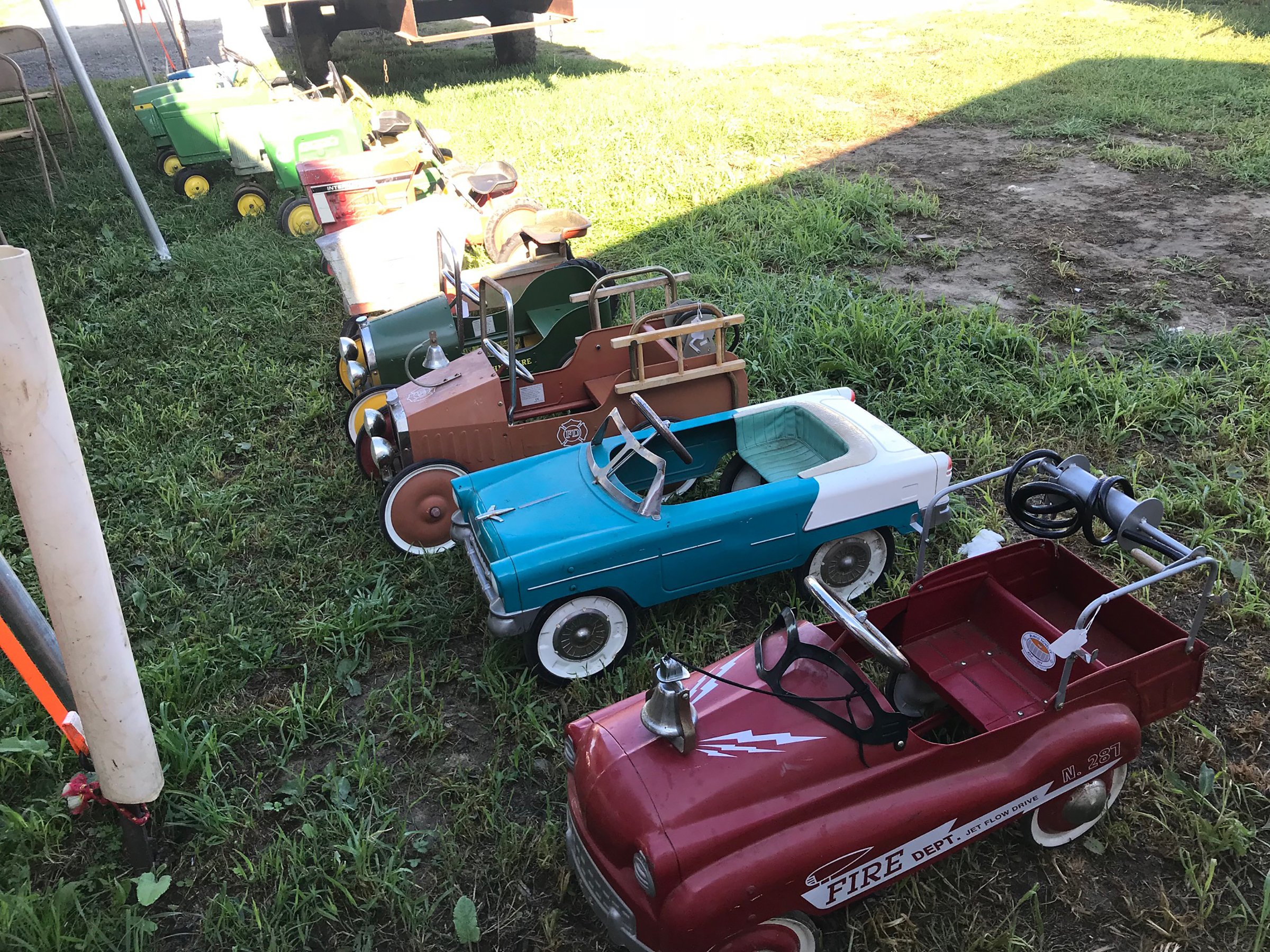 Property photo 220 - FARM EQUIPMENT & TOY AUCTION IN LAGRANGE COUNTY, INDIANA