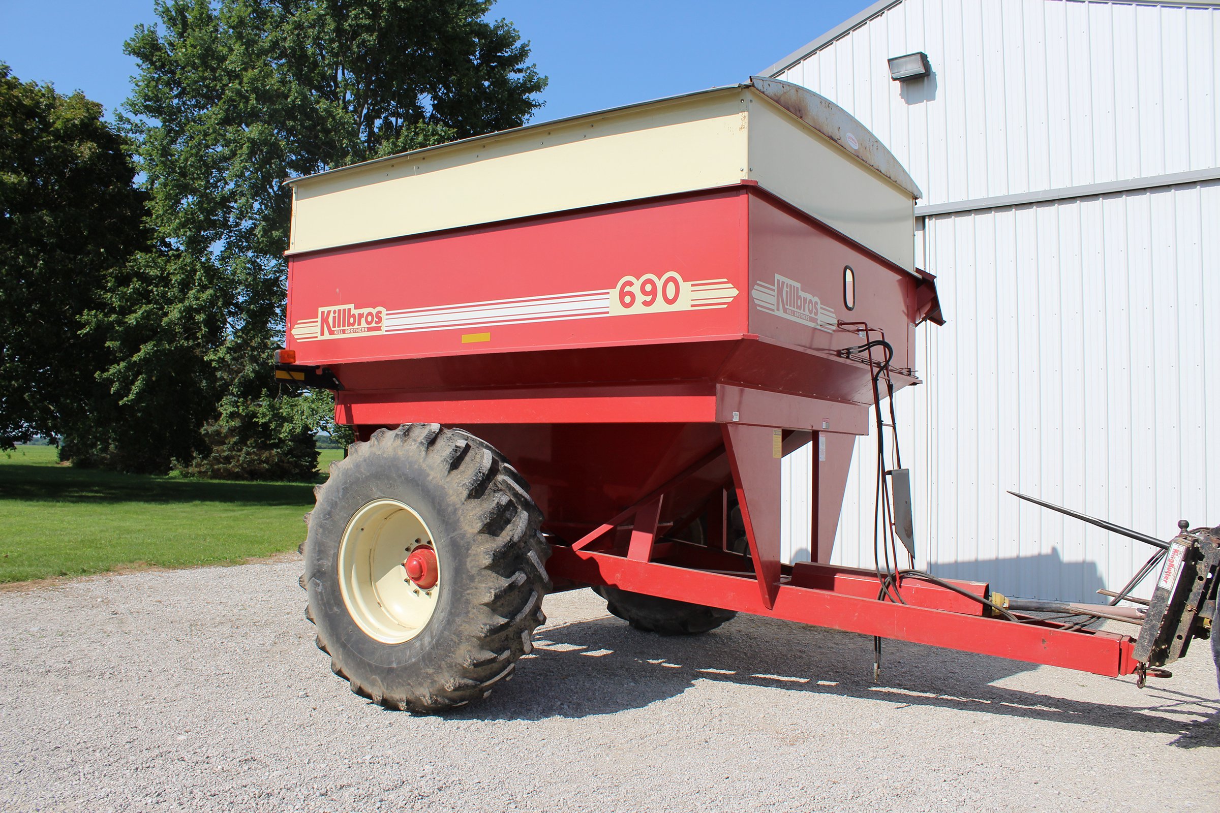 Property photo 57 - FARM EQUIPMENT AUCTION IN DELAWARE COUNTY, INDIANA