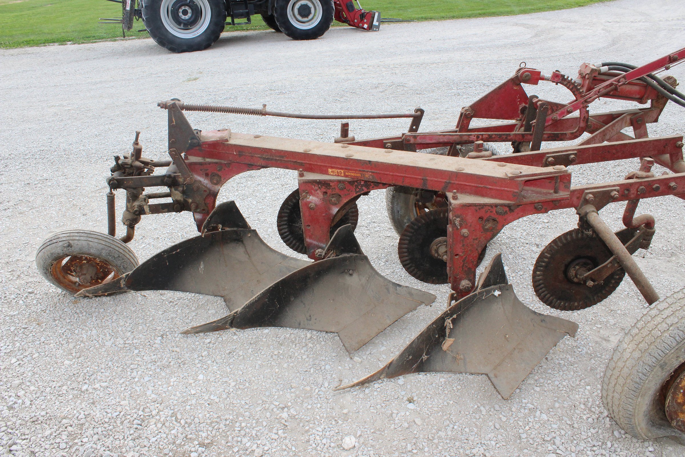 Property photo 89 - FARM EQUIPMENT AUCTION IN DELAWARE COUNTY, INDIANA