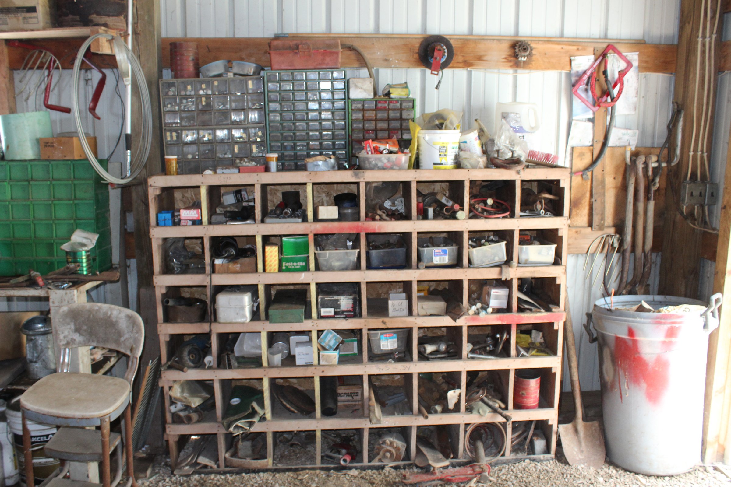 Property photo 77 - FARM EQUIPMENT AUCTION IN DELAWARE COUNTY, INDIANA