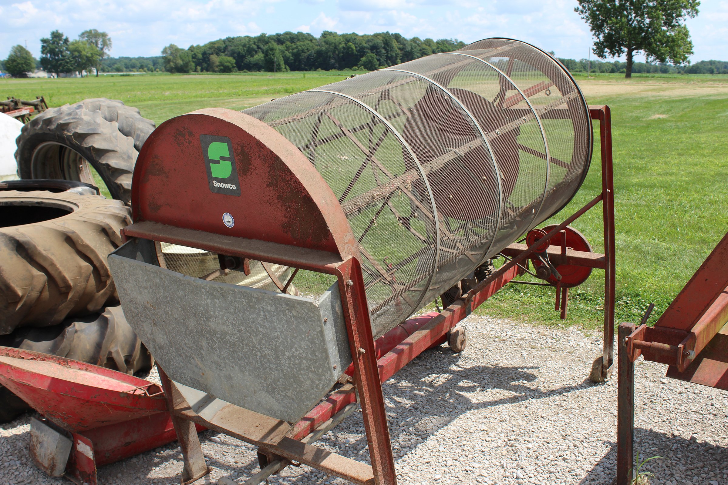 Property photo 76 - FARM EQUIPMENT AUCTION IN DELAWARE COUNTY, INDIANA