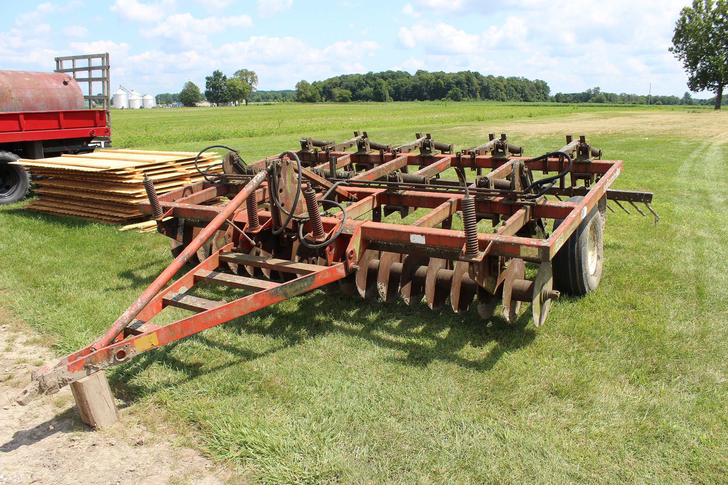 Property photo 87 - FARM EQUIPMENT AUCTION IN DELAWARE COUNTY, INDIANA