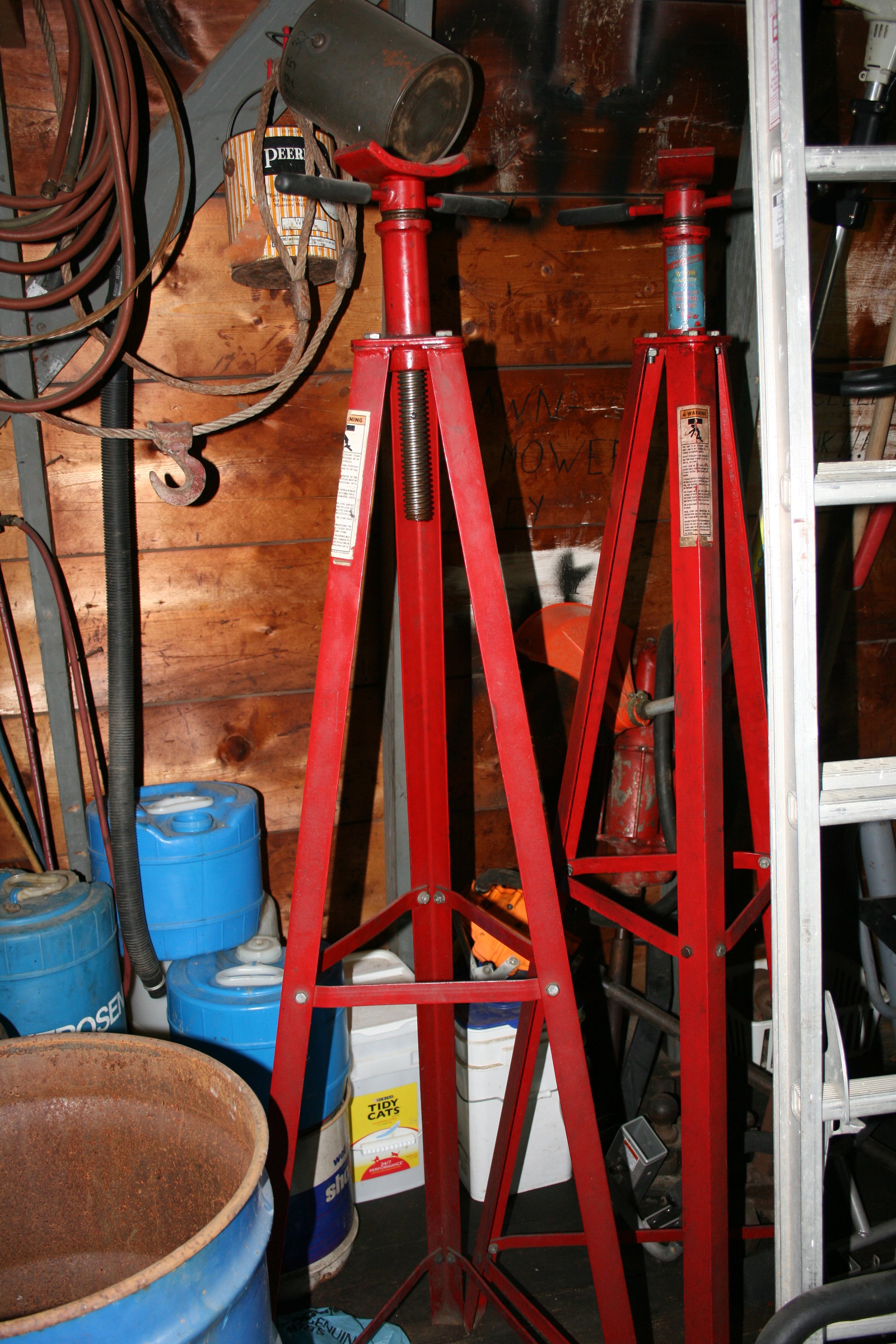 Property photo 27 - FARM EQUIPMENT & PERSONAL PROPERTY AUCTION IN WHITLEY COUNTY, INDIANA