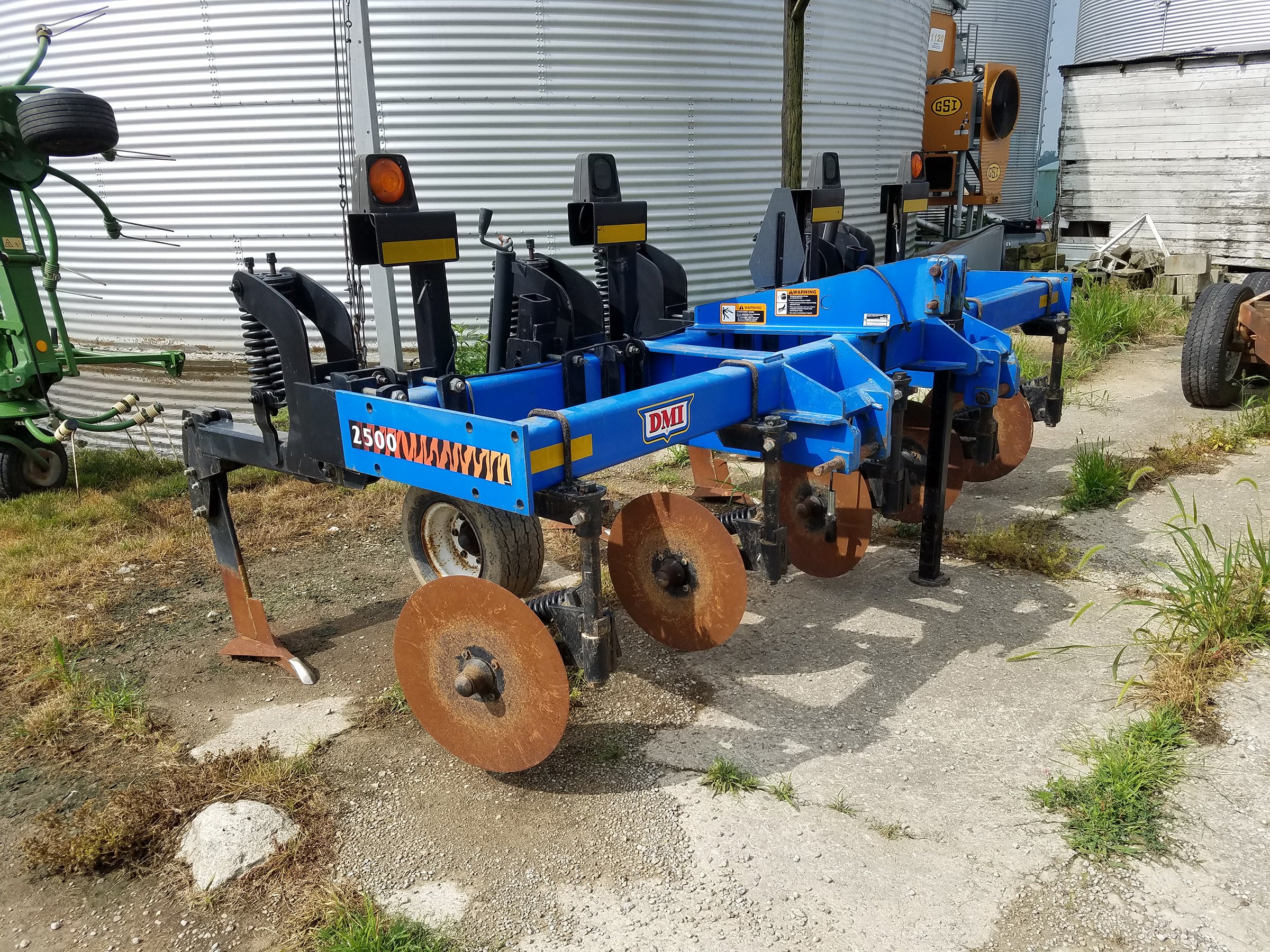 Property photo 44 - FARM EQUIPMENT AUCTION IN CLARK COUNTY, OHIO