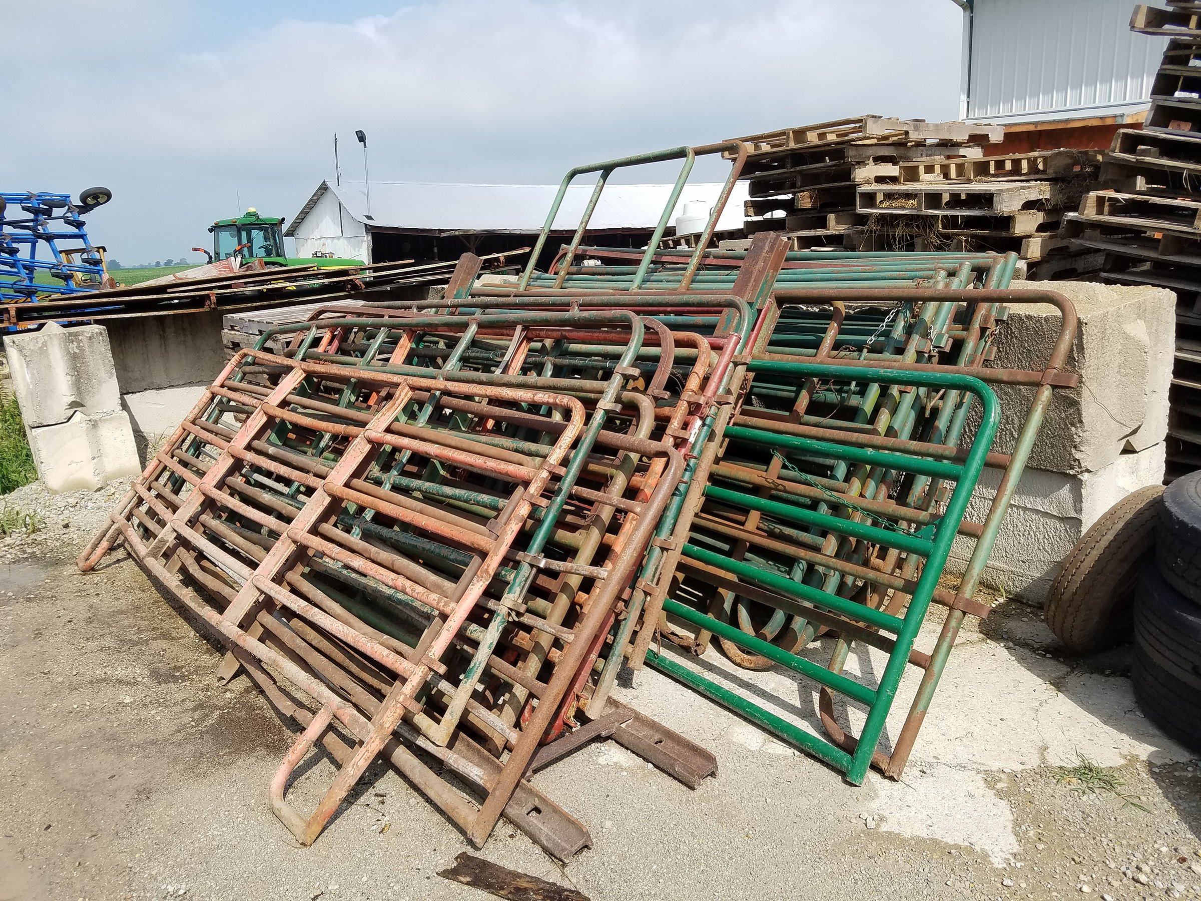 Property photo 87 - FARM EQUIPMENT AUCTION IN CLARK COUNTY, OHIO