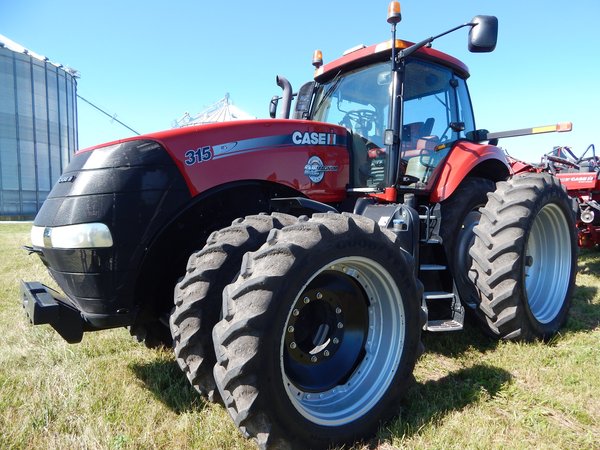 FARM EQUIPMENT AUCTION IN PULASKI COUNTY, INDIANA