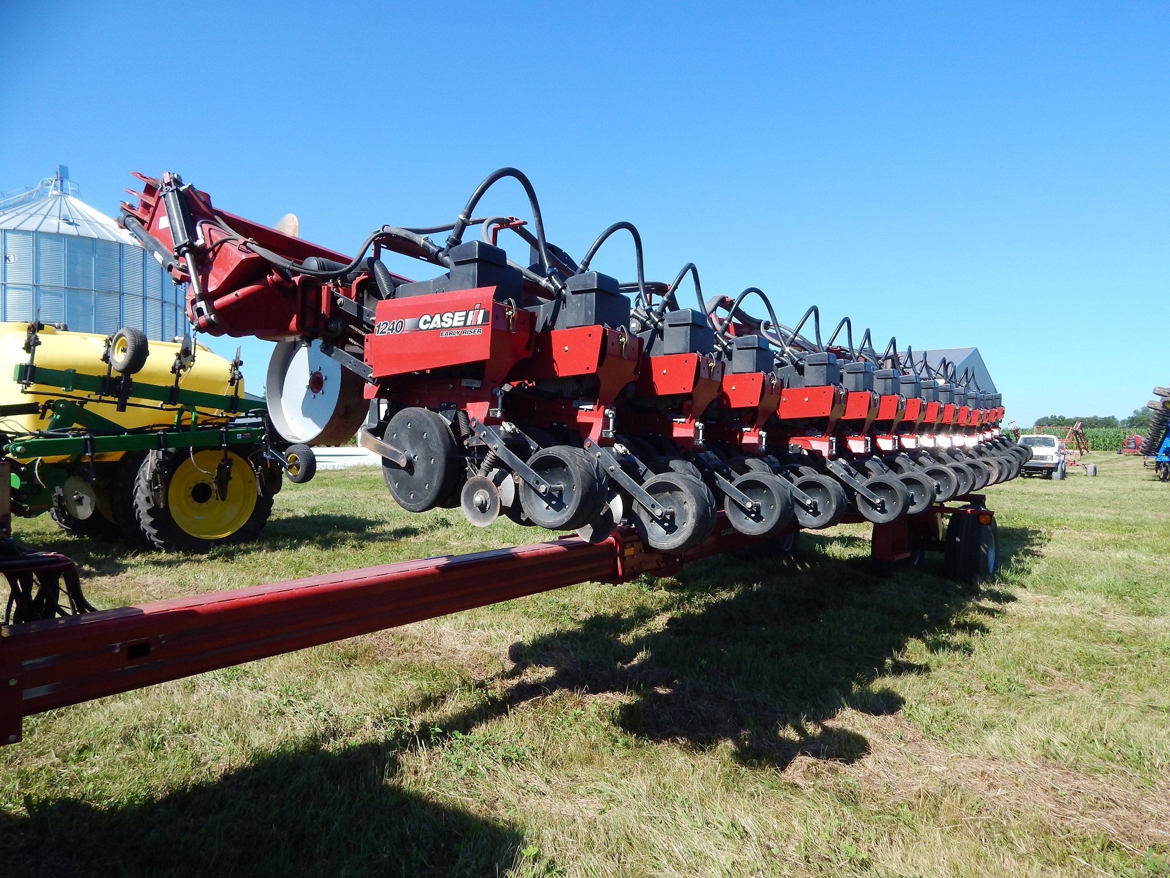 Property photo 34 - FARM EQUIPMENT AUCTION IN PULASKI COUNTY, INDIANA