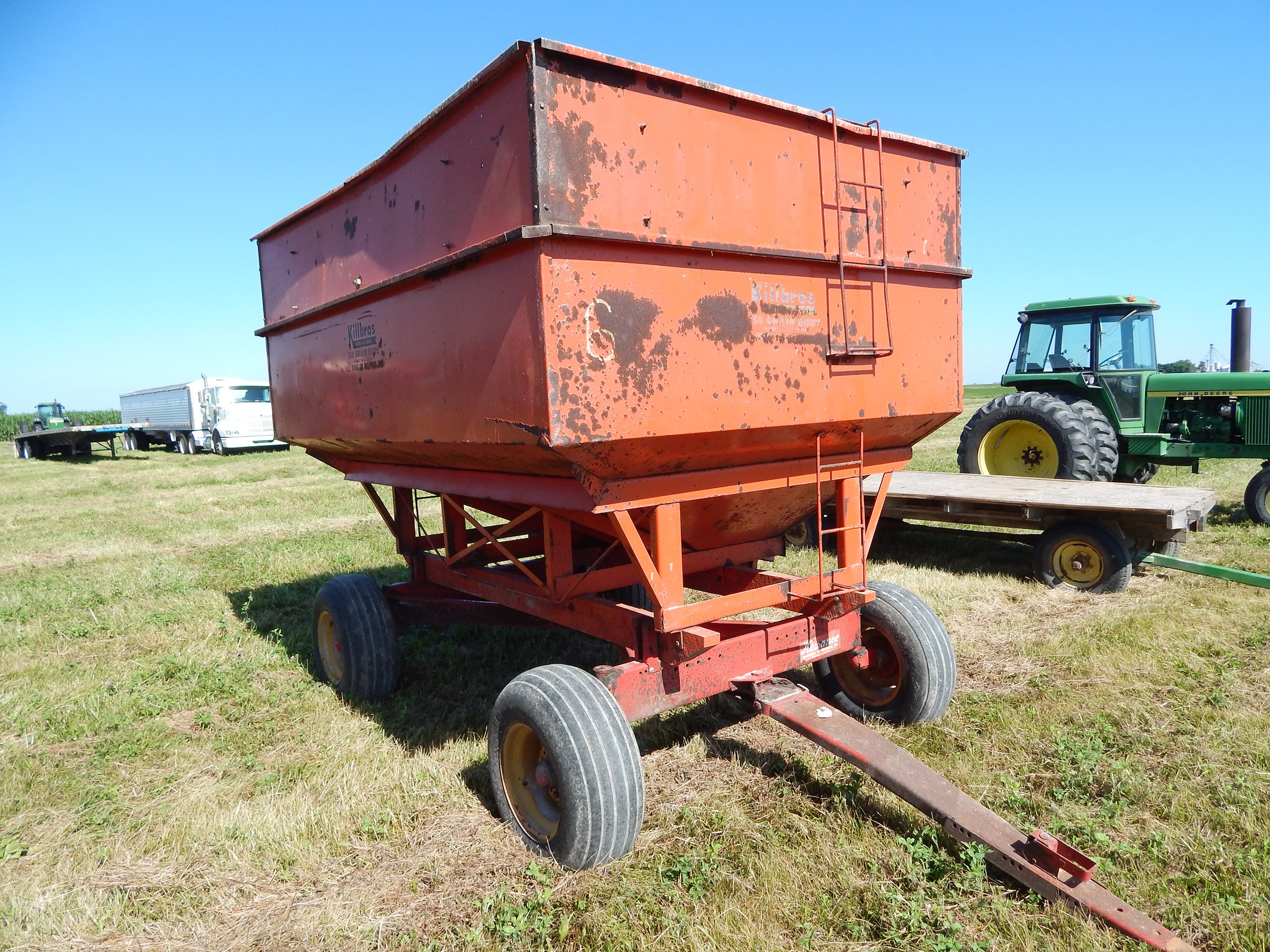 Property photo 53 - FARM EQUIPMENT AUCTION IN PULASKI COUNTY, INDIANA