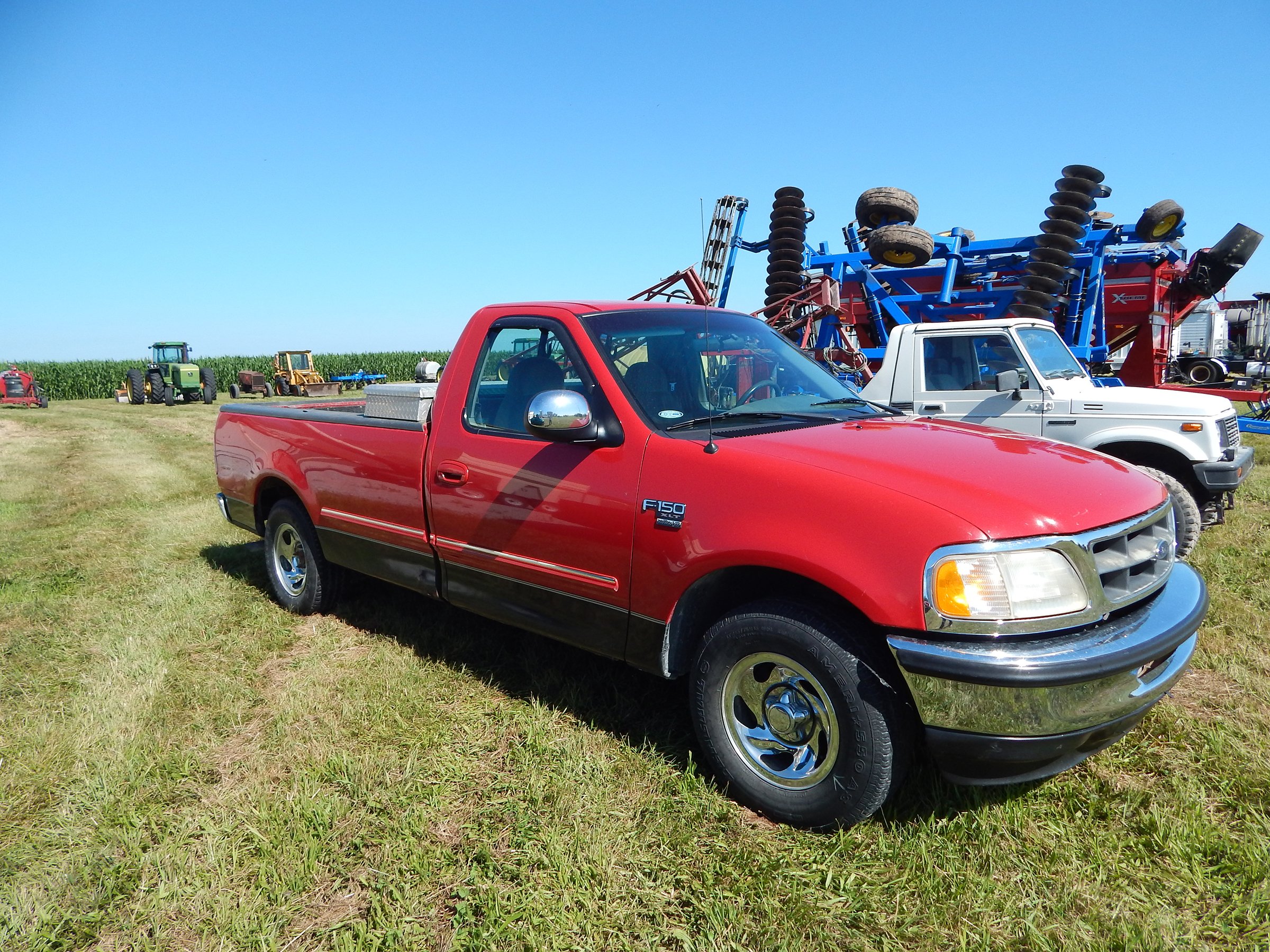 Property photo 15 - FARM EQUIPMENT AUCTION IN PULASKI COUNTY, INDIANA