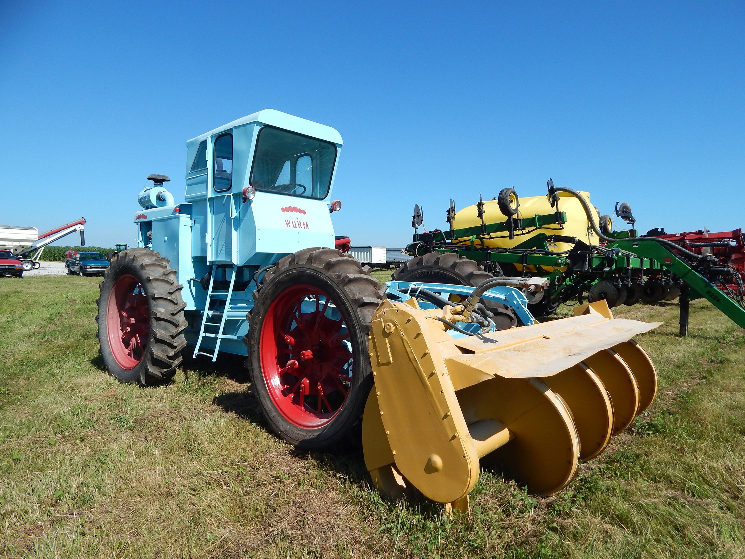 Property photo 33 - FARM EQUIPMENT AUCTION IN PULASKI COUNTY, INDIANA